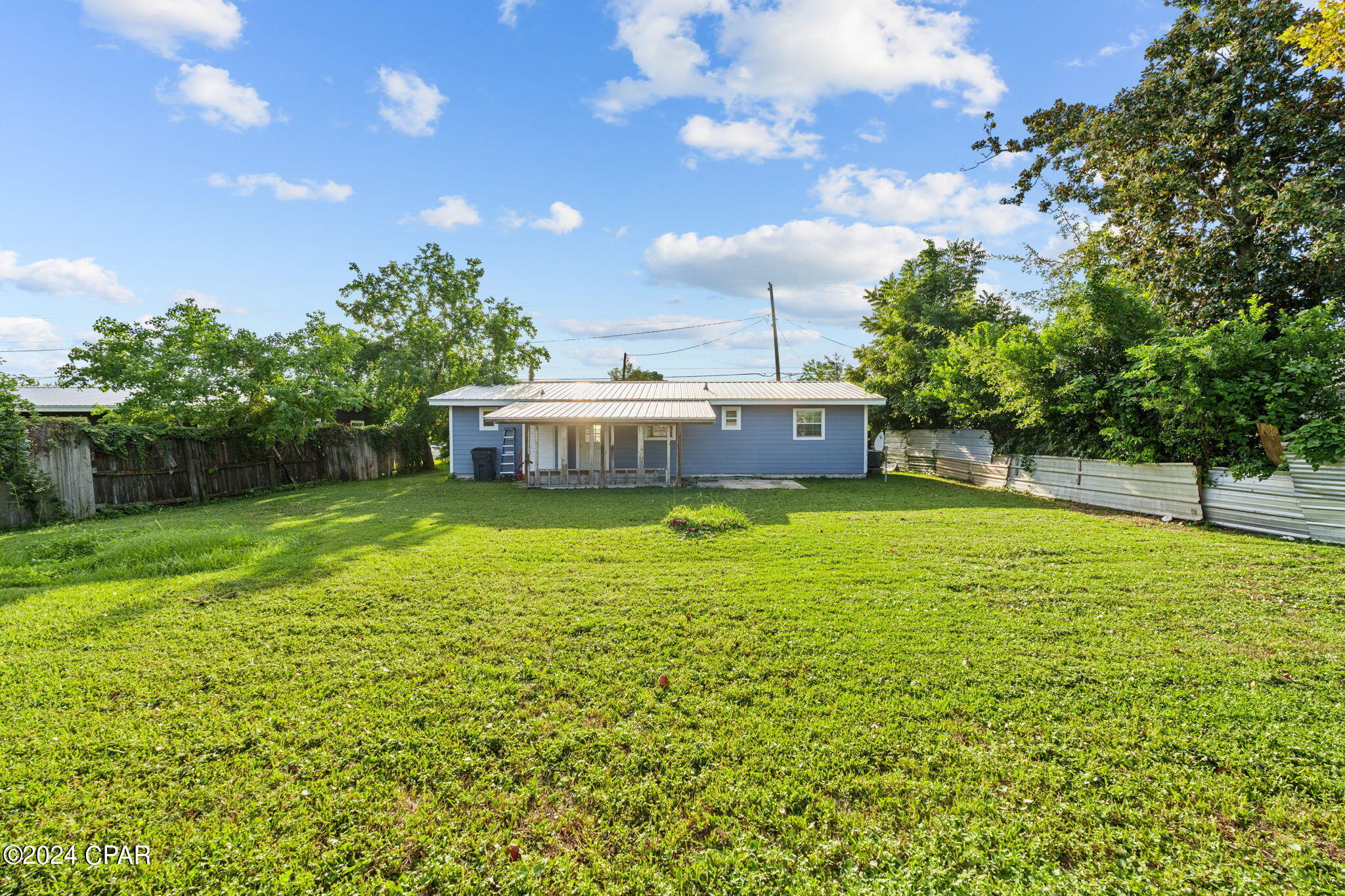 900 Huntington Drive