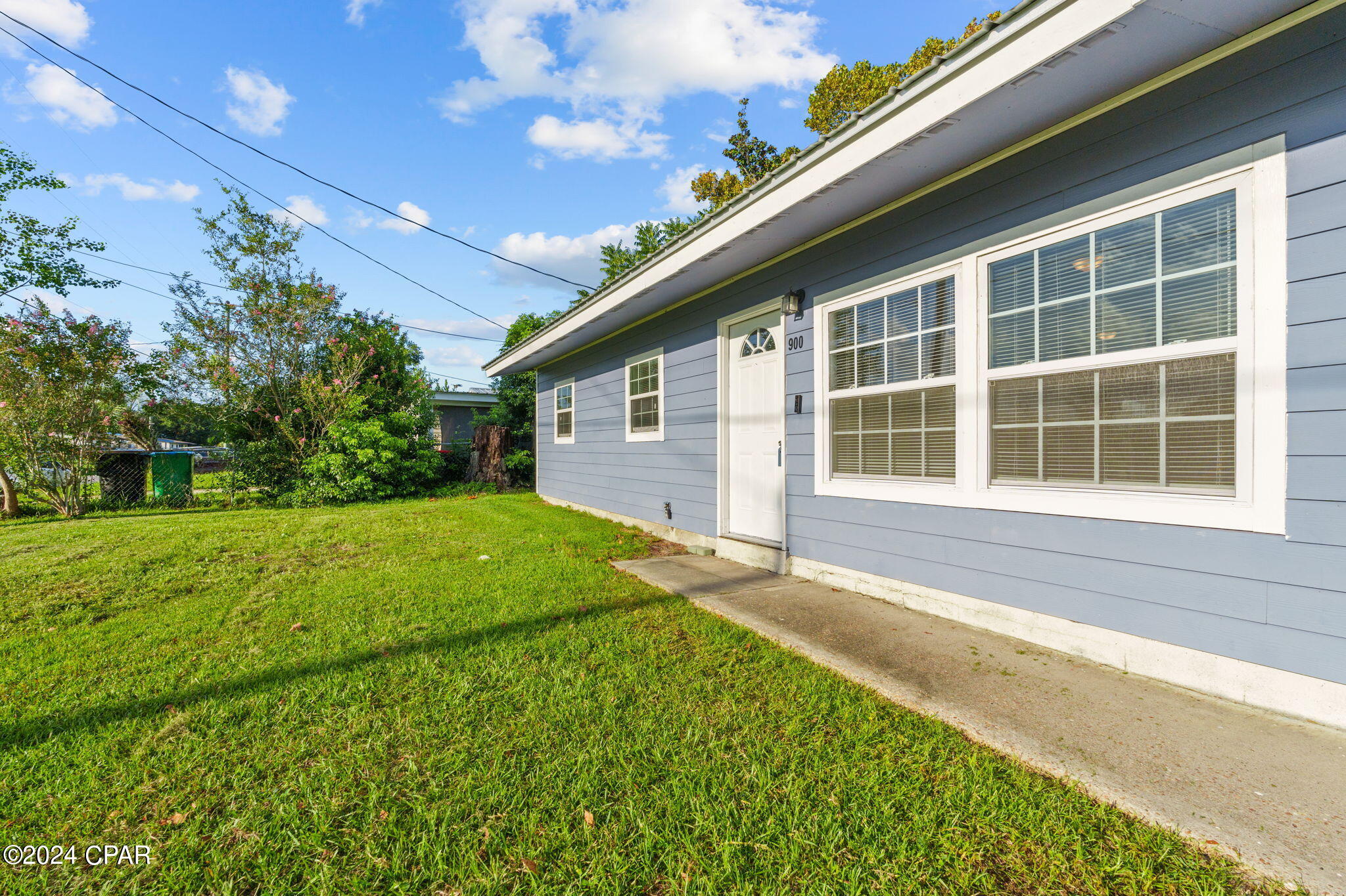 900 Huntington Drive