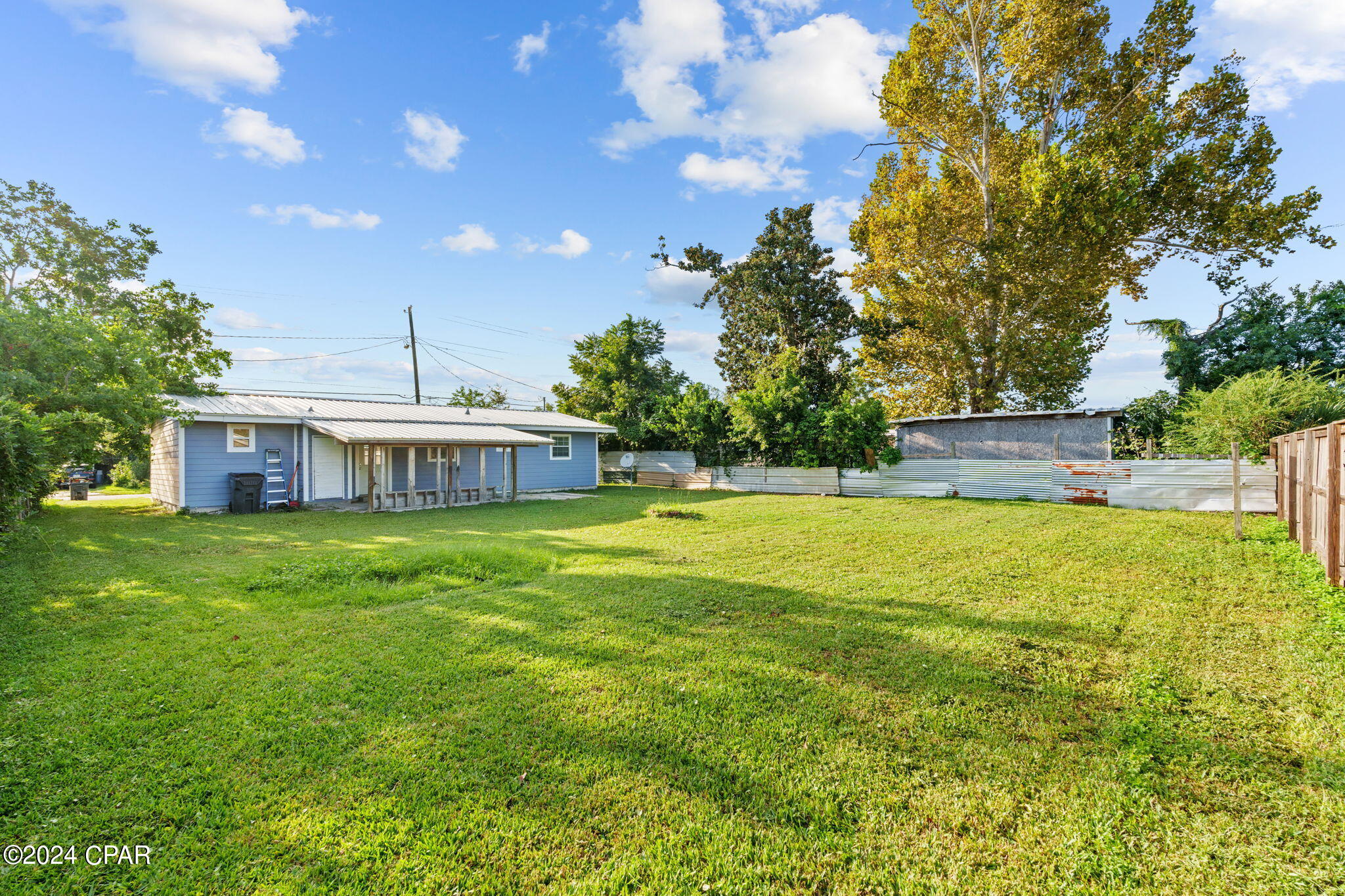 900 Huntington Drive