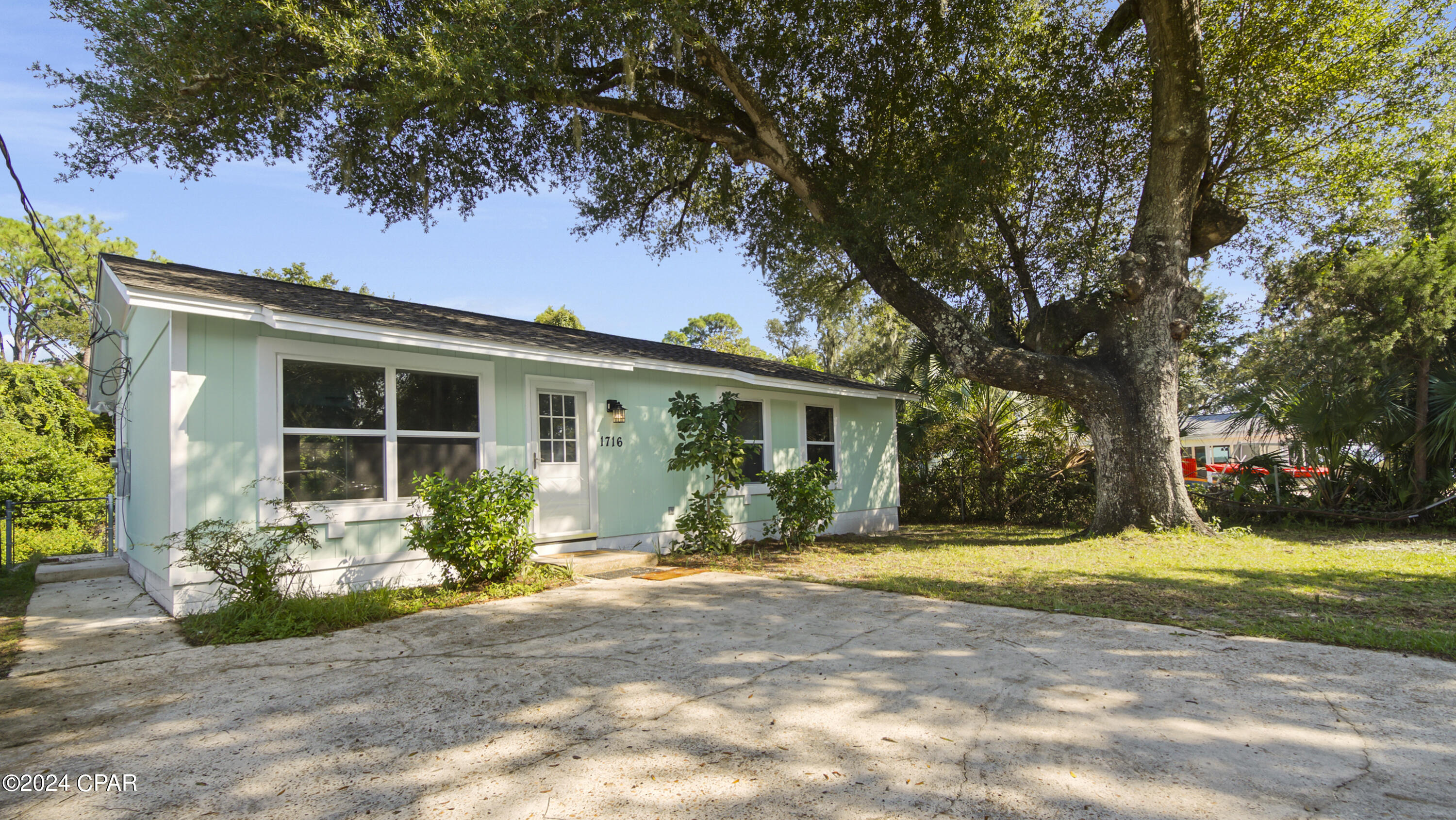 1716 Palmetto Avenue