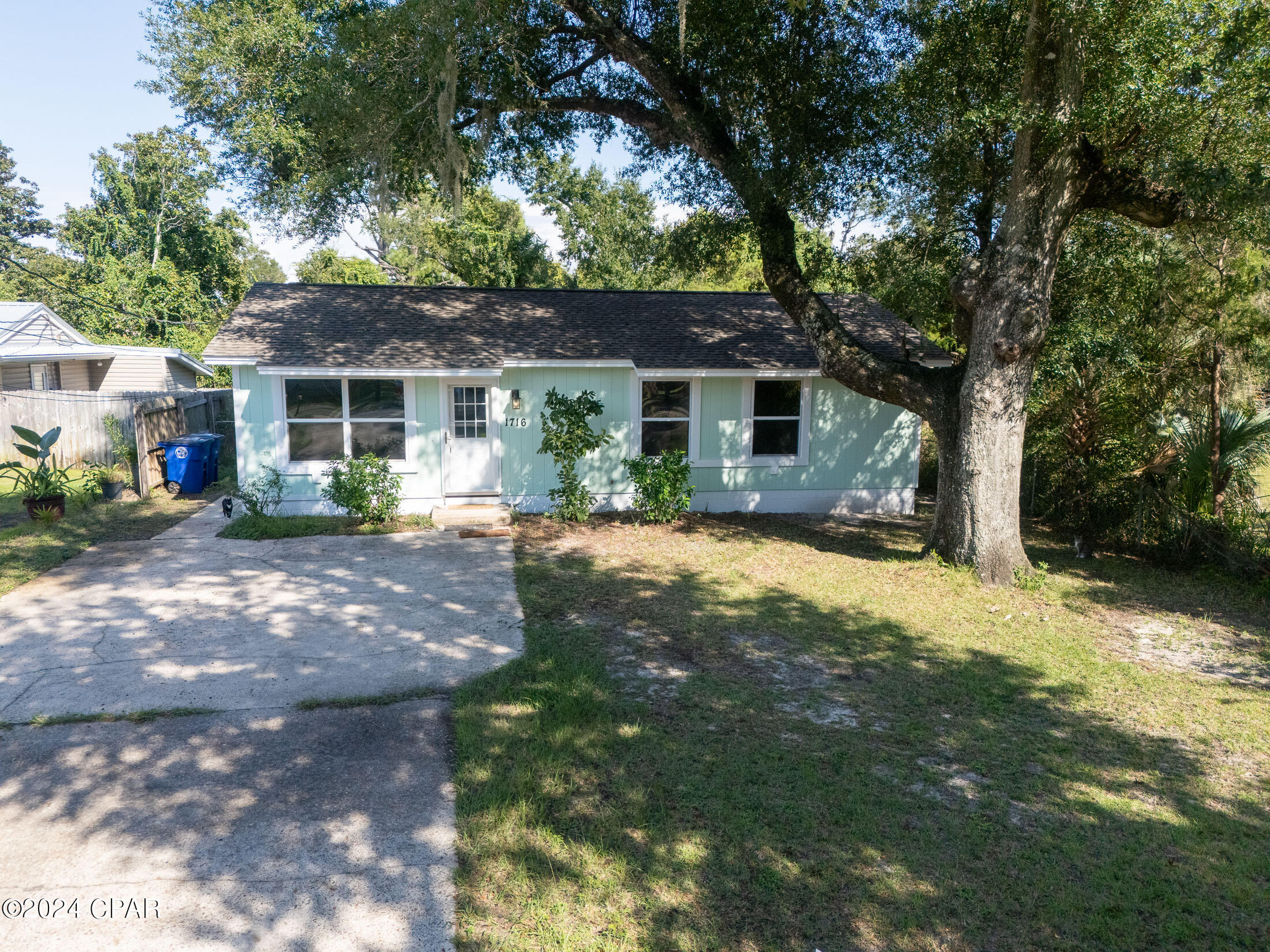 1716 Palmetto Avenue