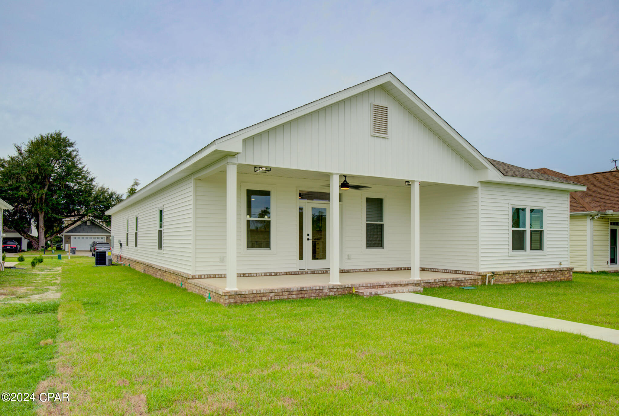 4015 Oak Forest Drive Drive