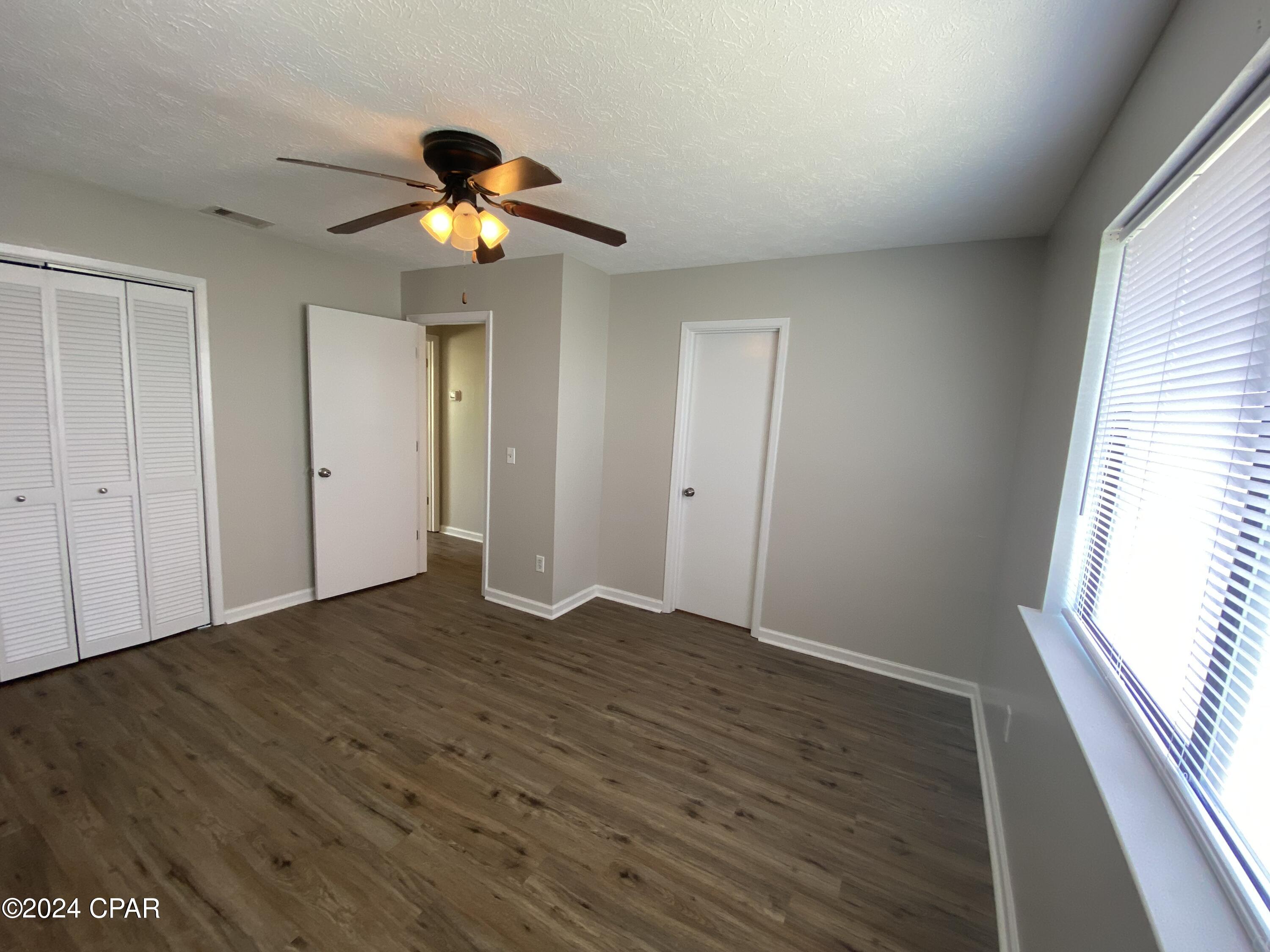 3118 E Baldwin Road 18,20,22