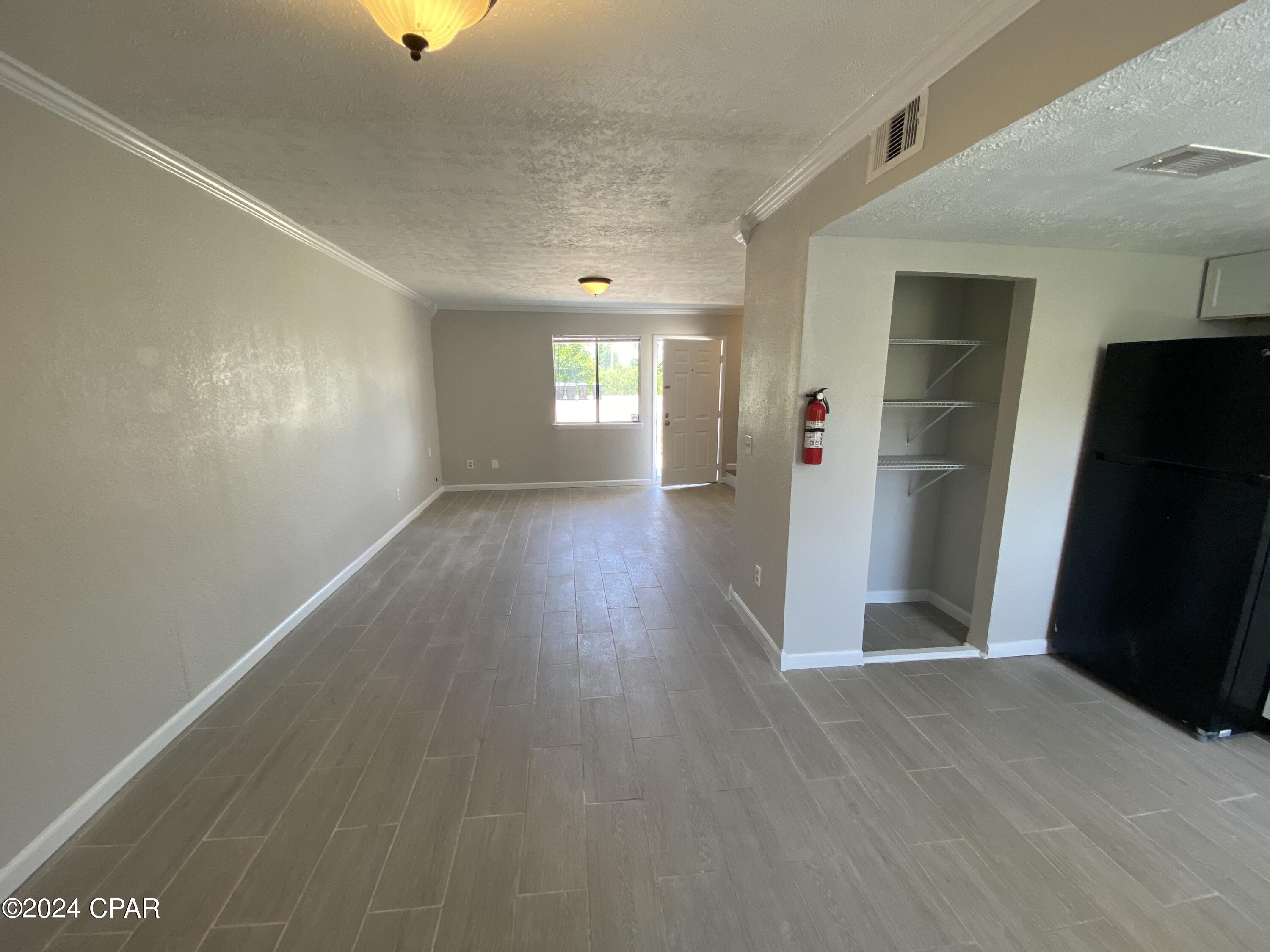 3118 E Baldwin Road 18,20,22