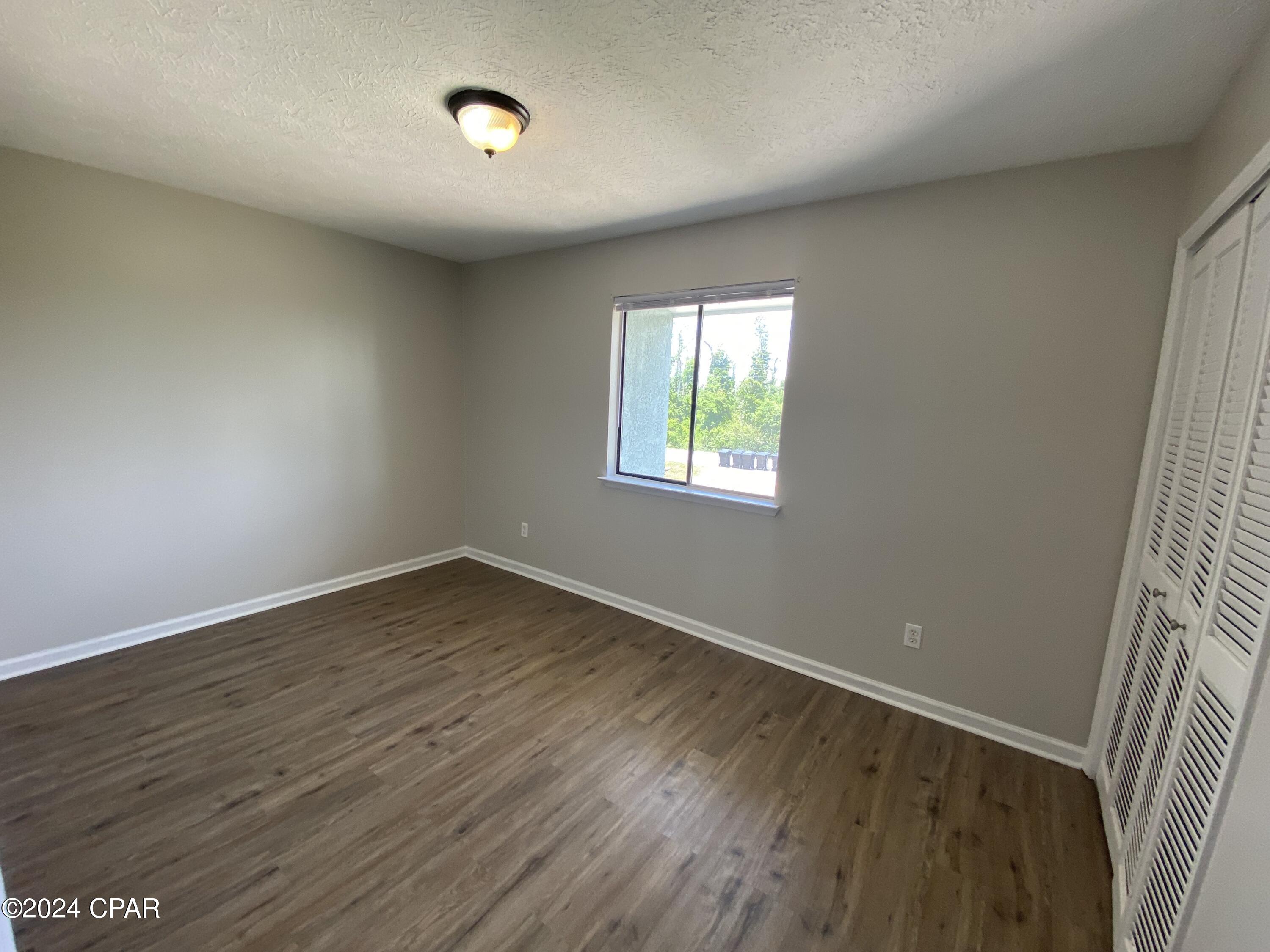 3118 E Baldwin Road 18,20,22