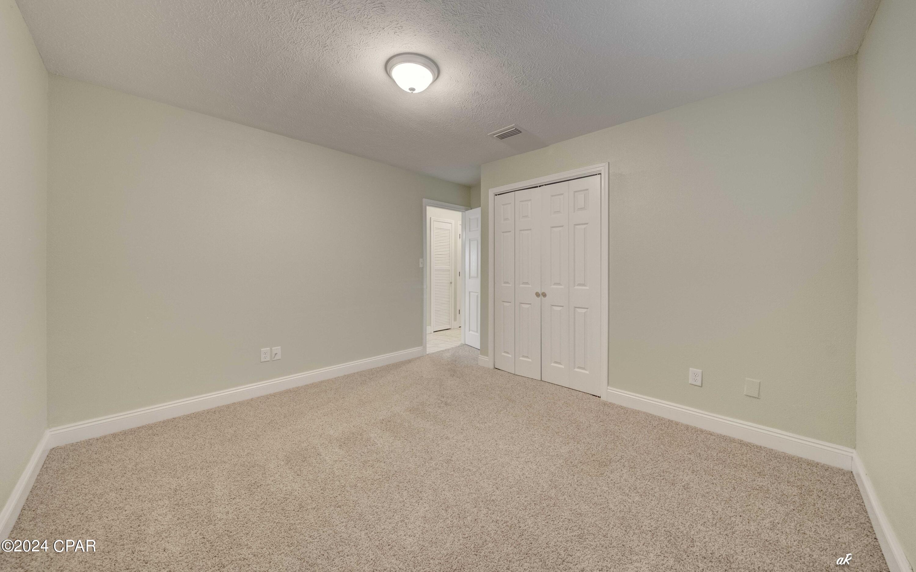 1819 Airport Circle