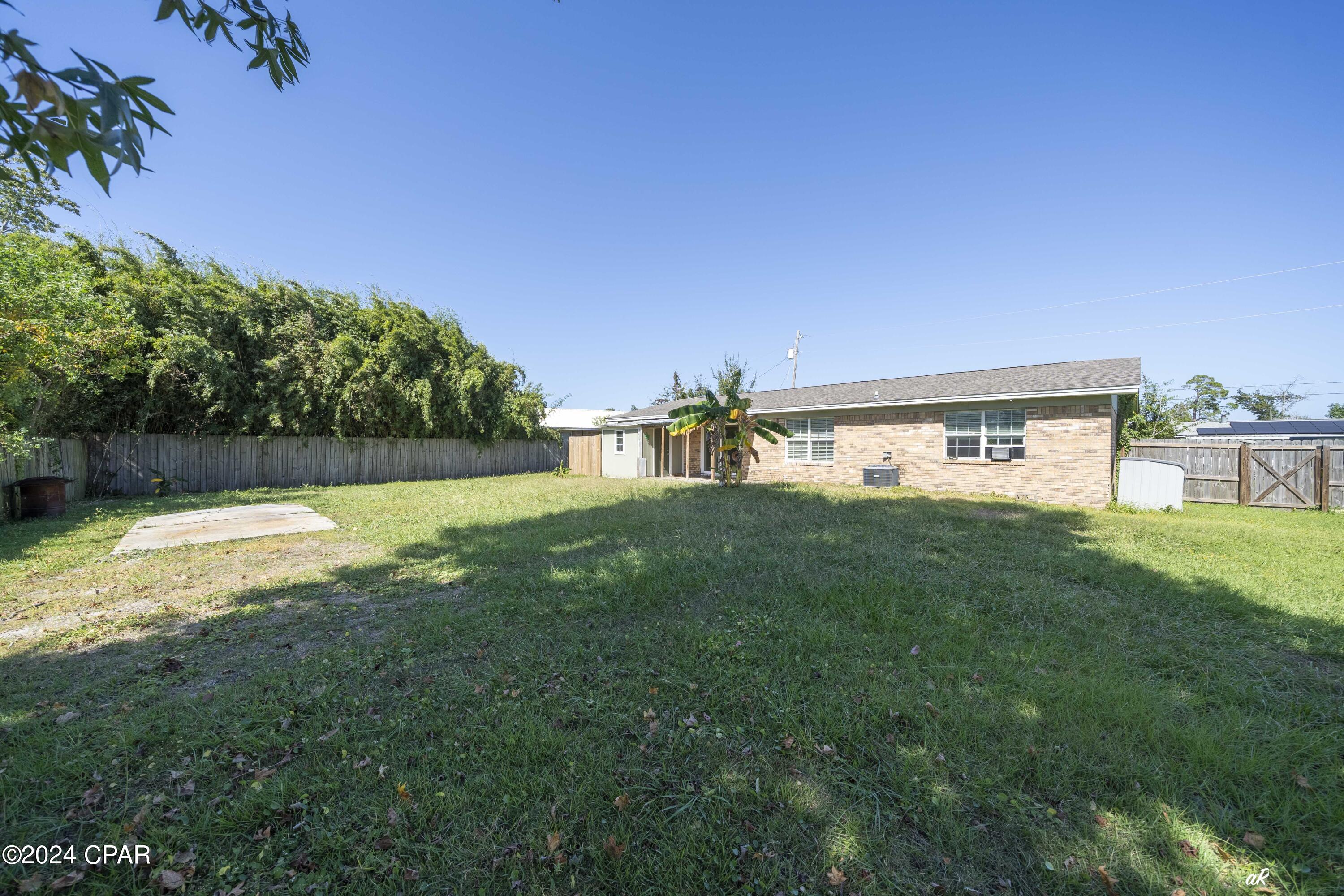 1819 Airport Circle