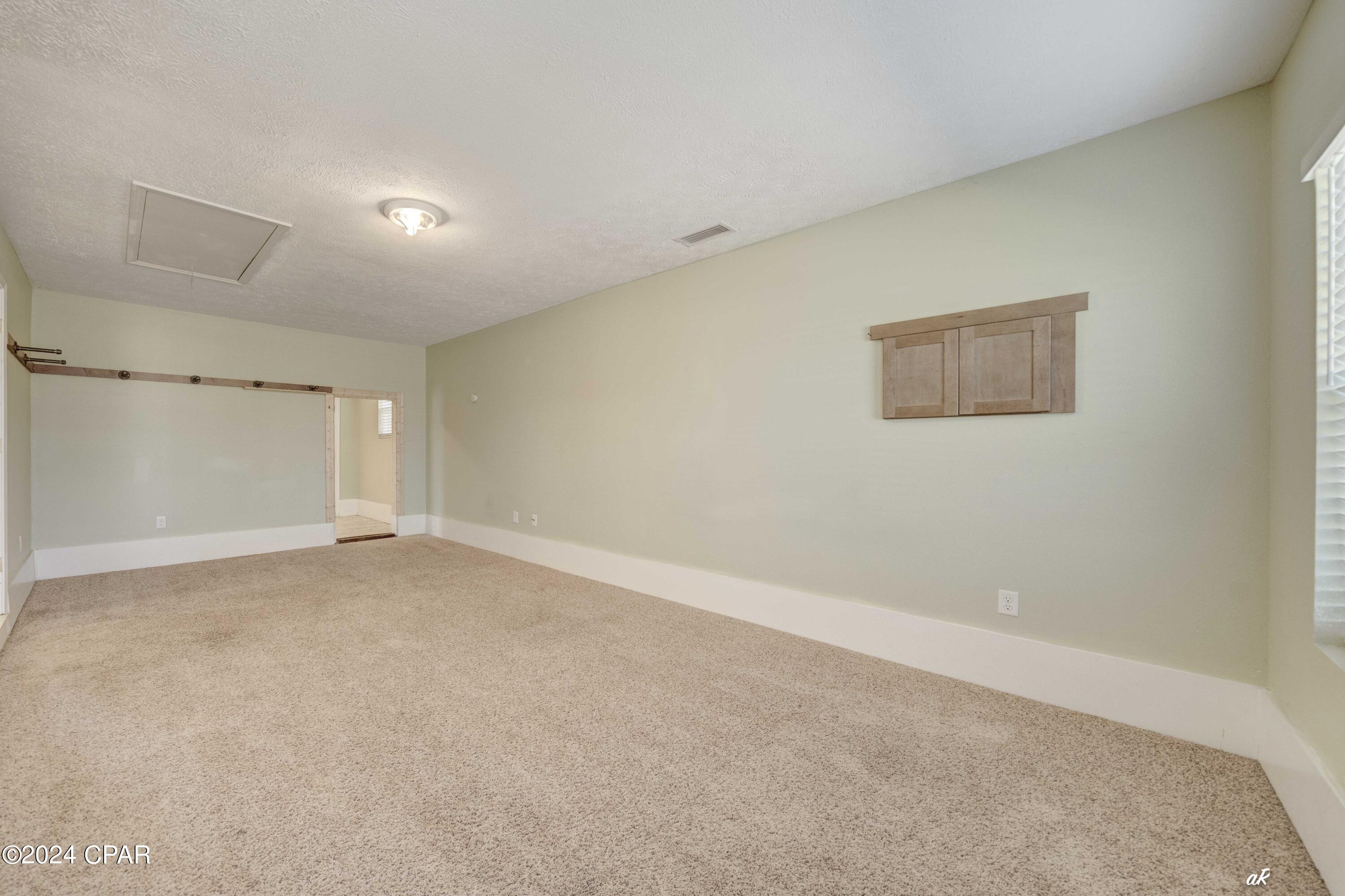 1819 Airport Circle