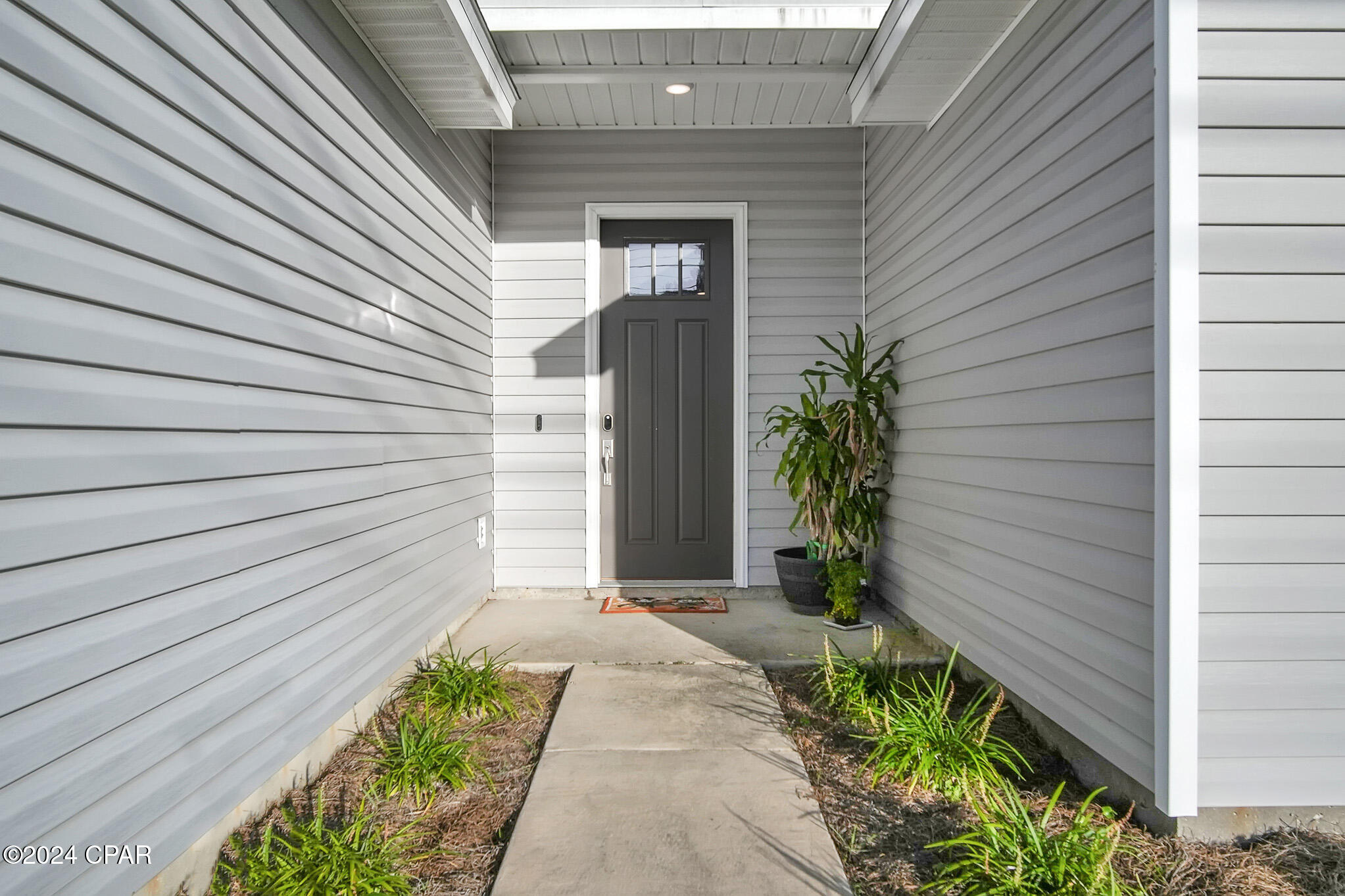 1411 Iowa Avenue