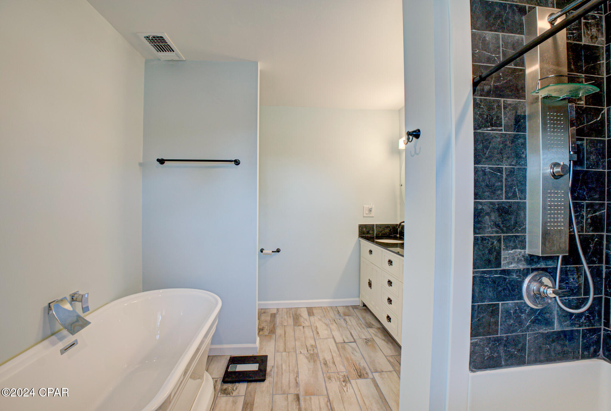 1618 Carolina Avenue