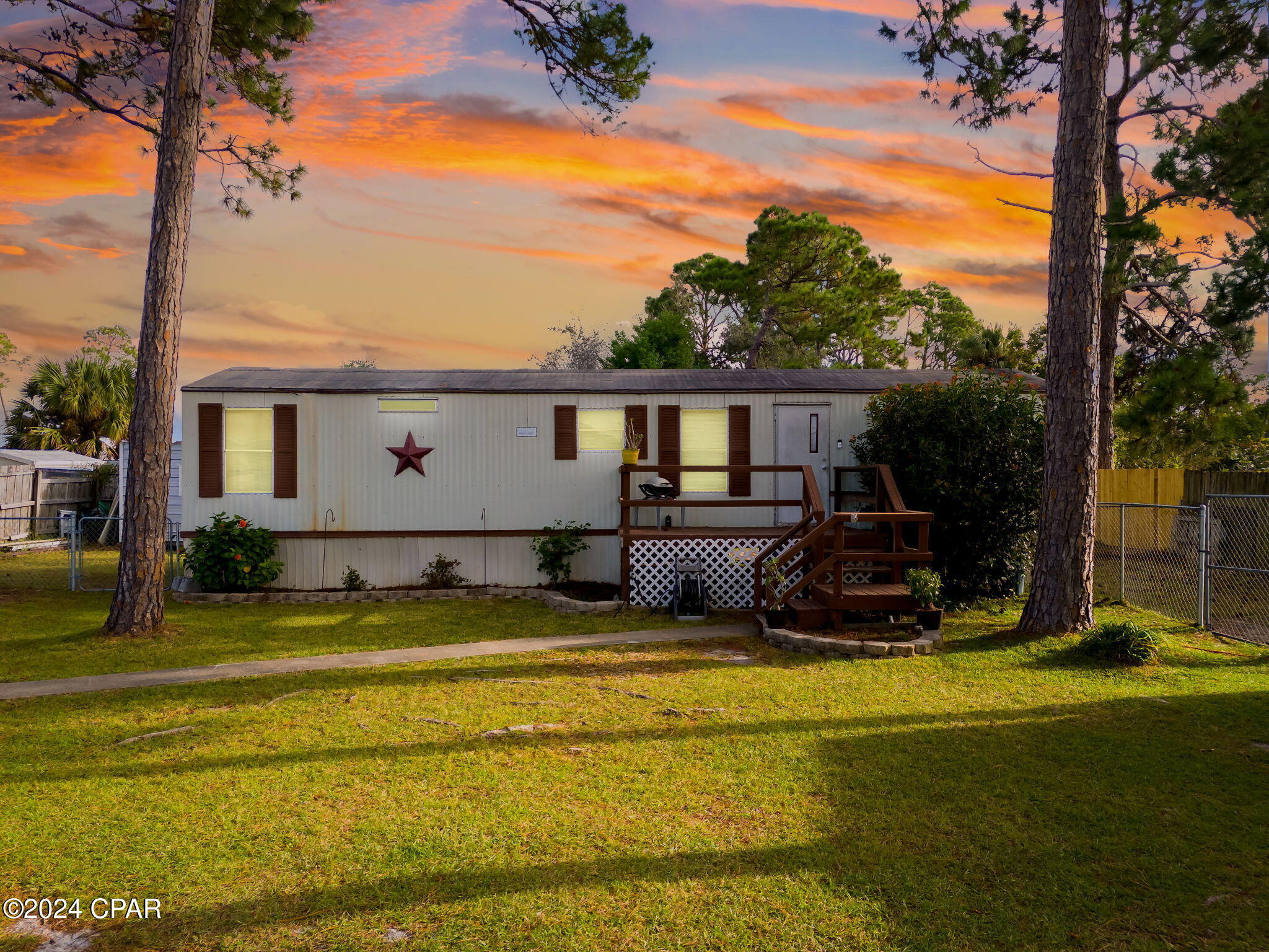 2019 Twin Oaks Drive