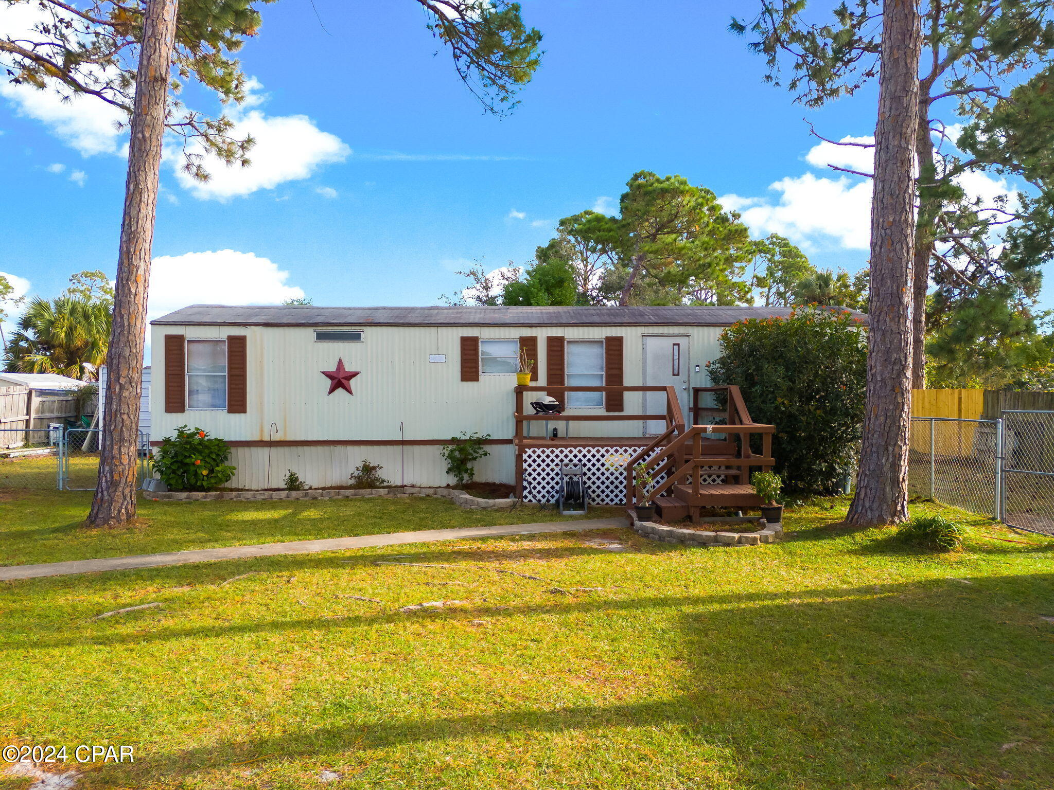 2019 Twin Oaks Drive