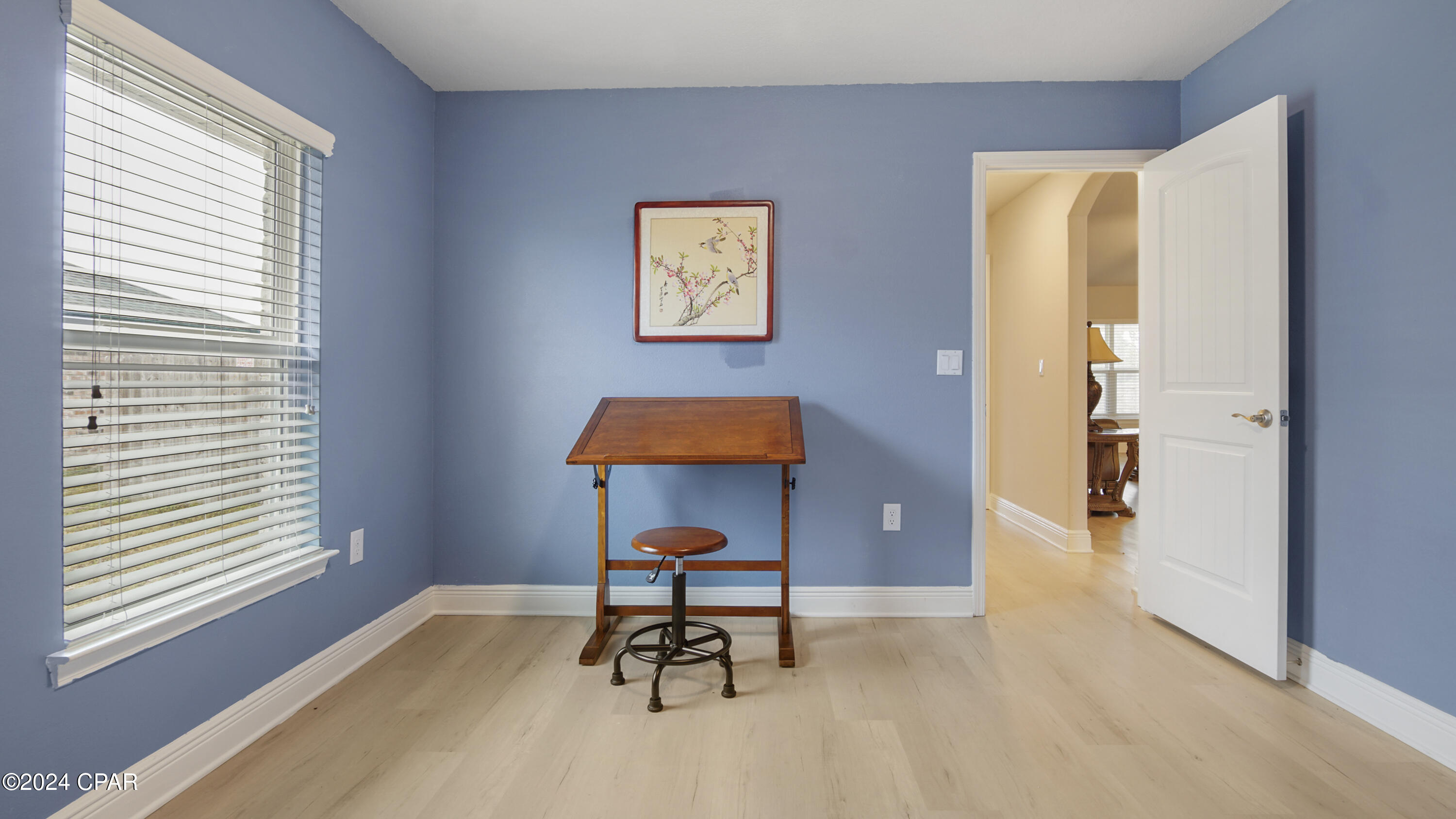 3819 Redbud Way