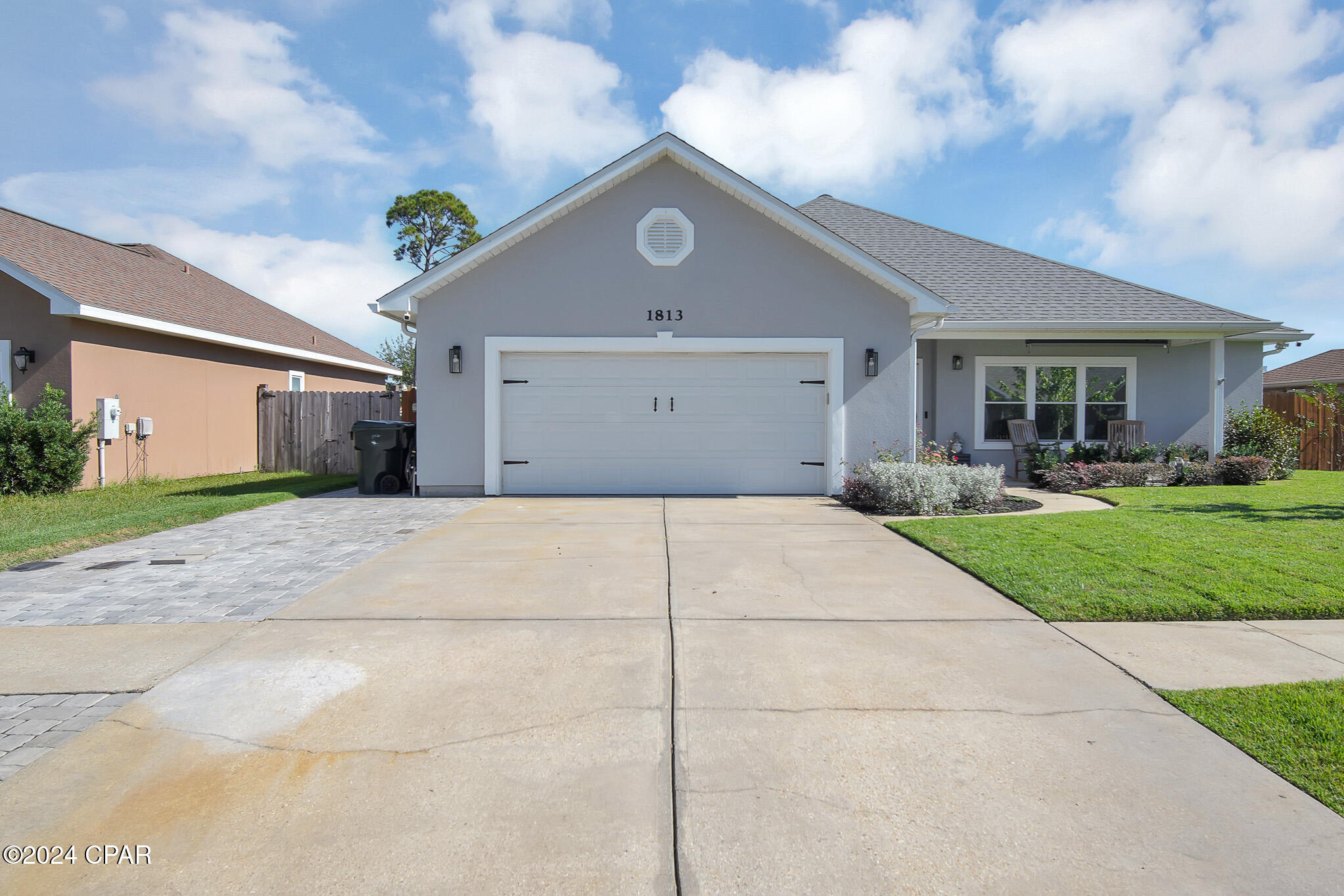 1813 Scarlett Boulevard