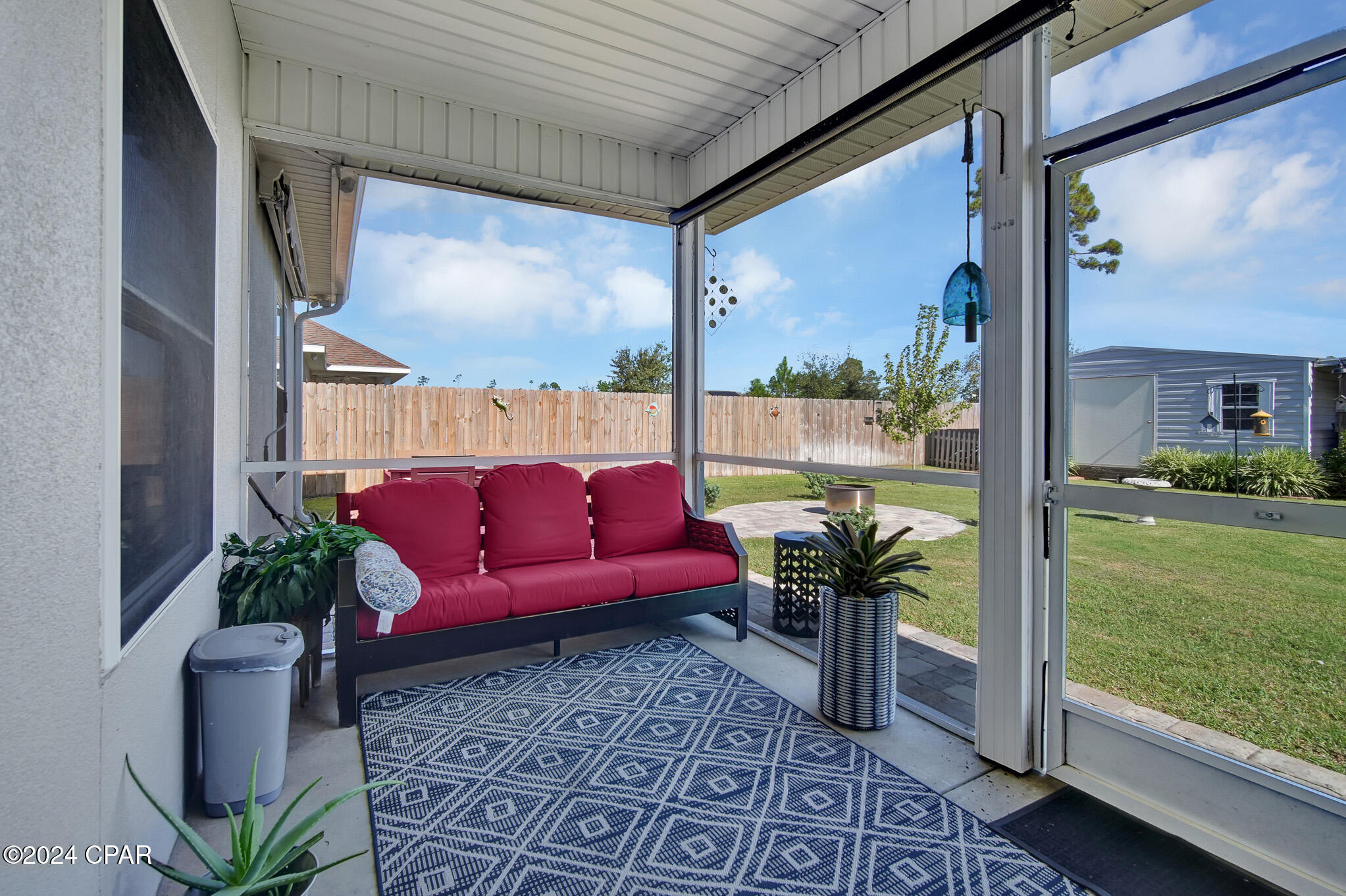 1813 Scarlett Boulevard