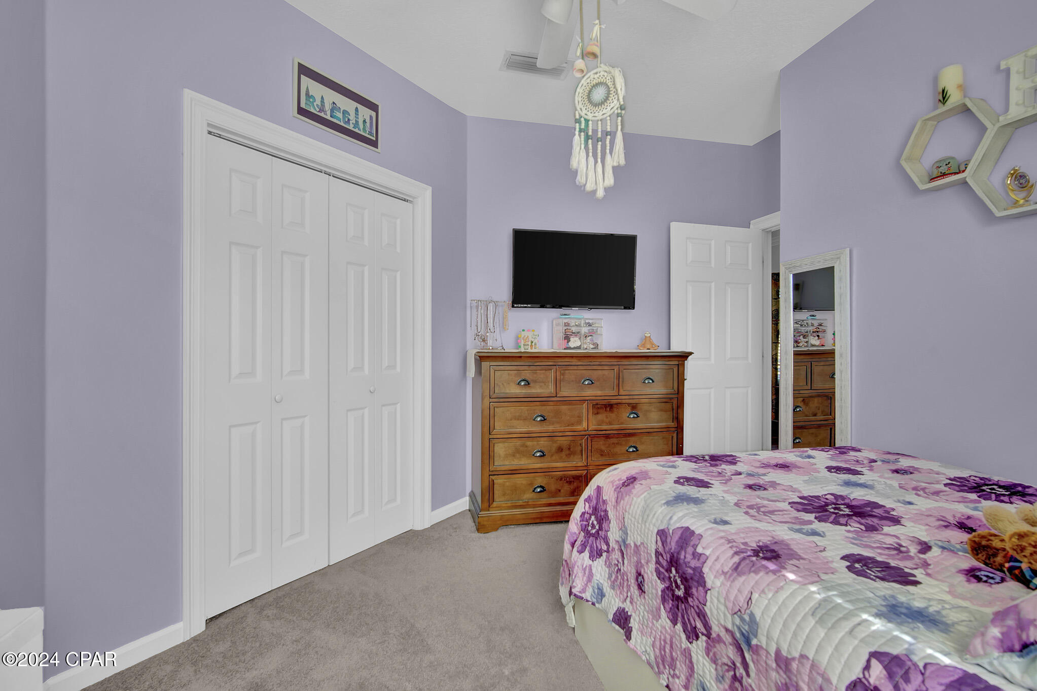 1813 Scarlett Boulevard