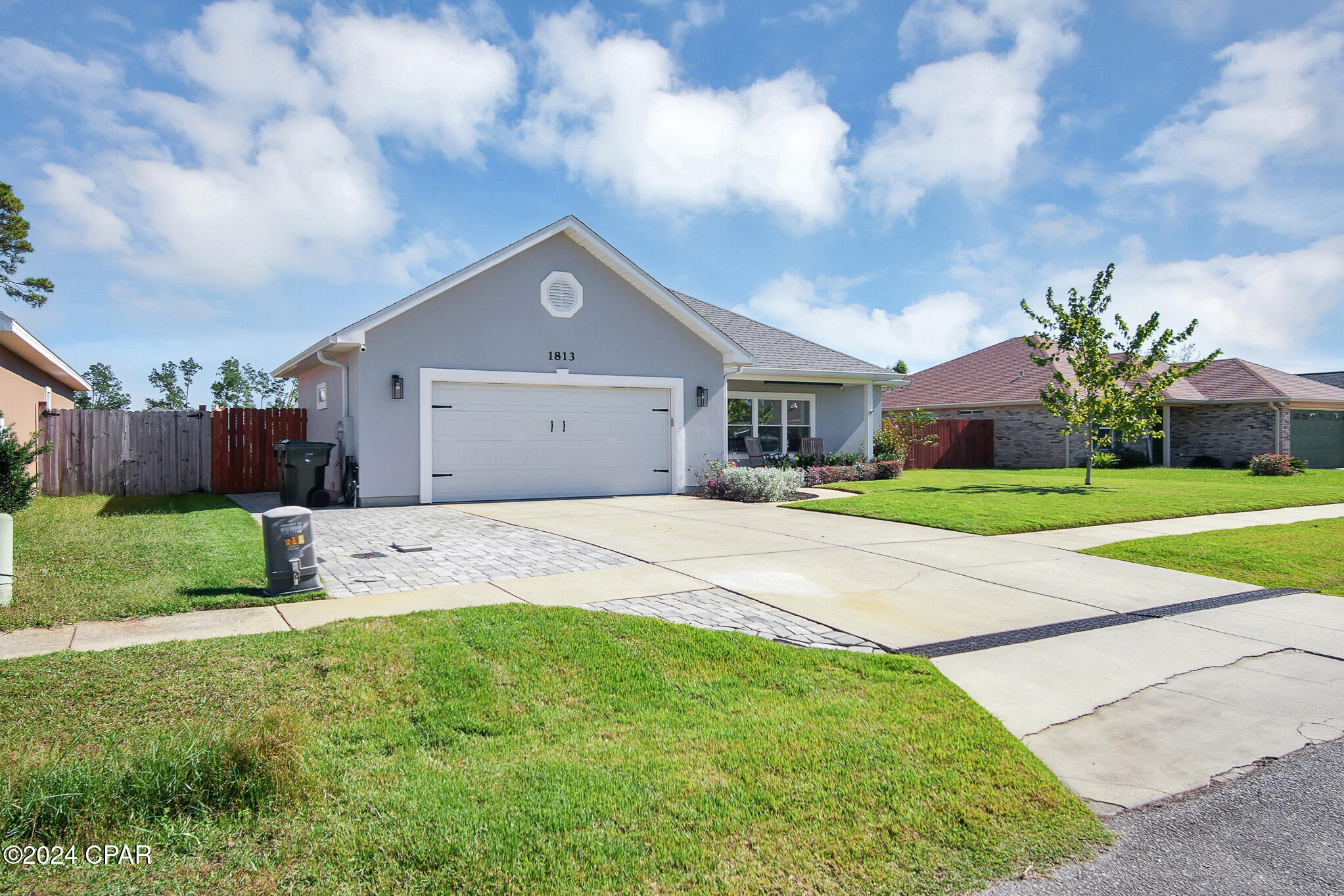 1813 Scarlett Boulevard