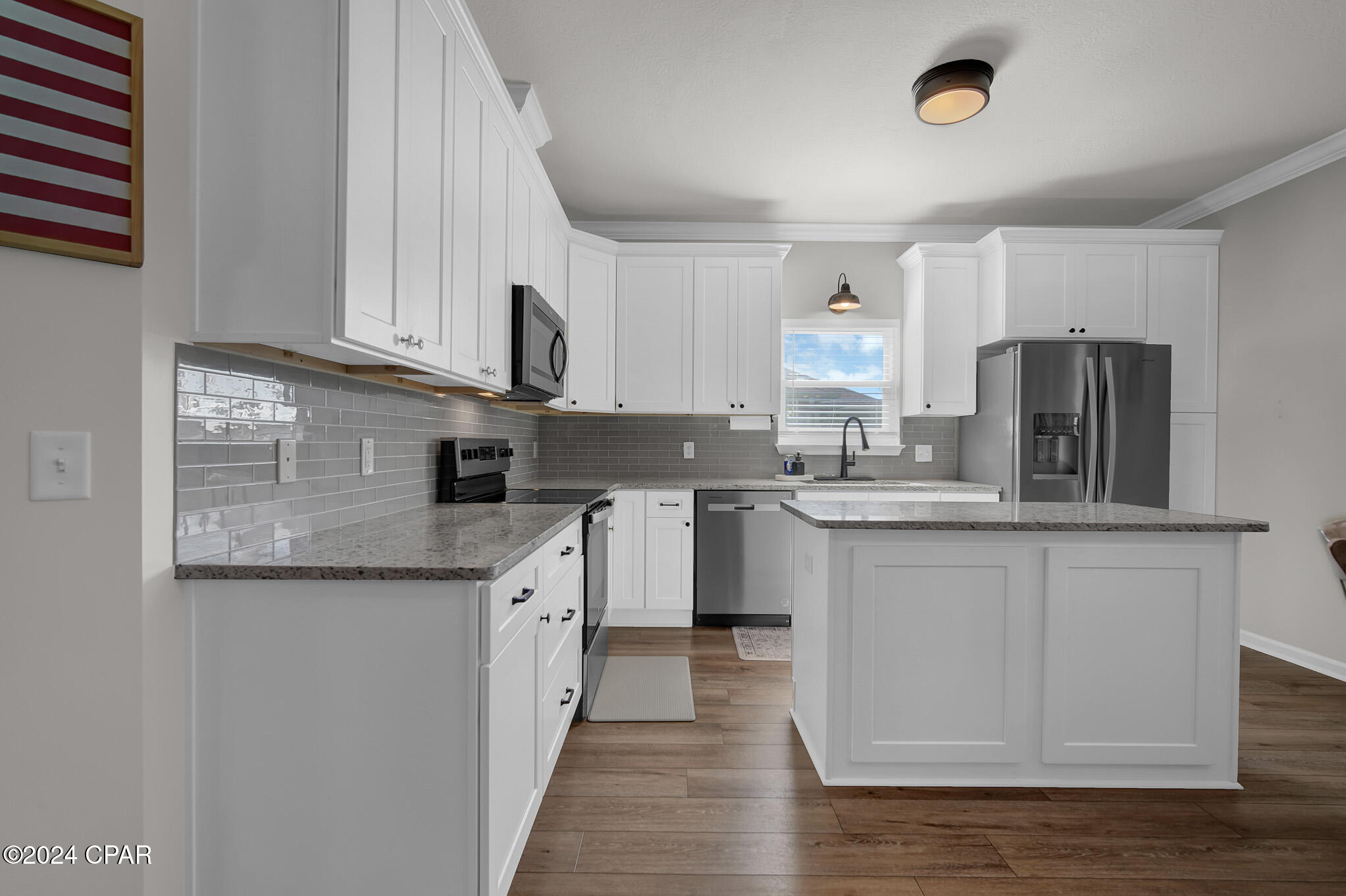 1813 Scarlett Boulevard