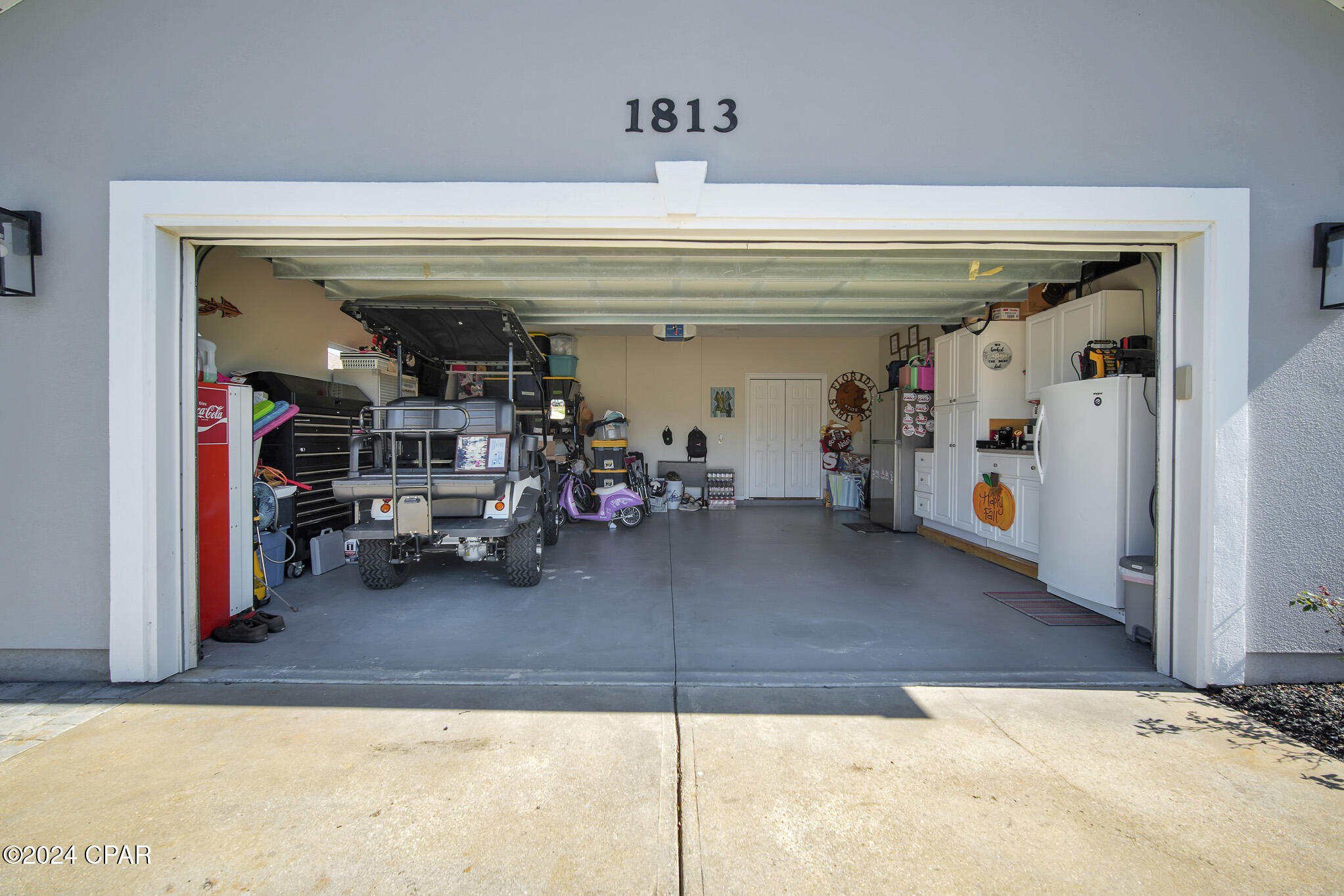 1813 Scarlett Boulevard