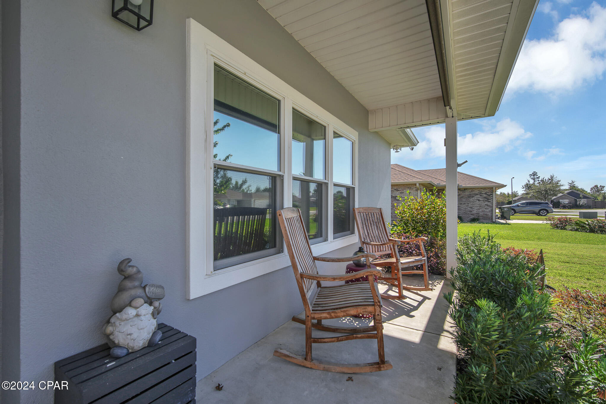 1813 Scarlett Boulevard