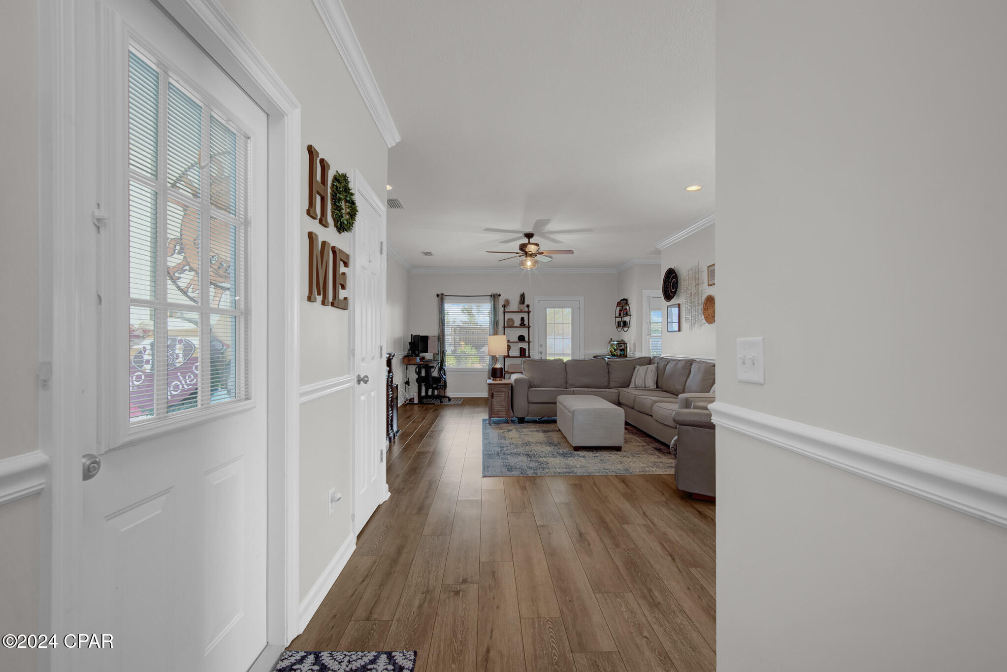 1813 Scarlett Boulevard