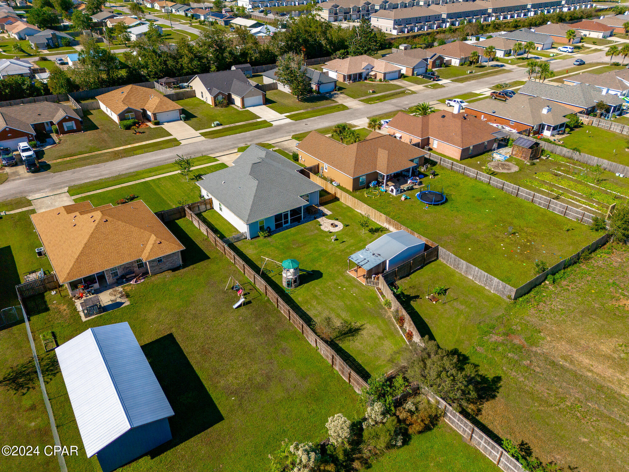 1813 Scarlett Boulevard