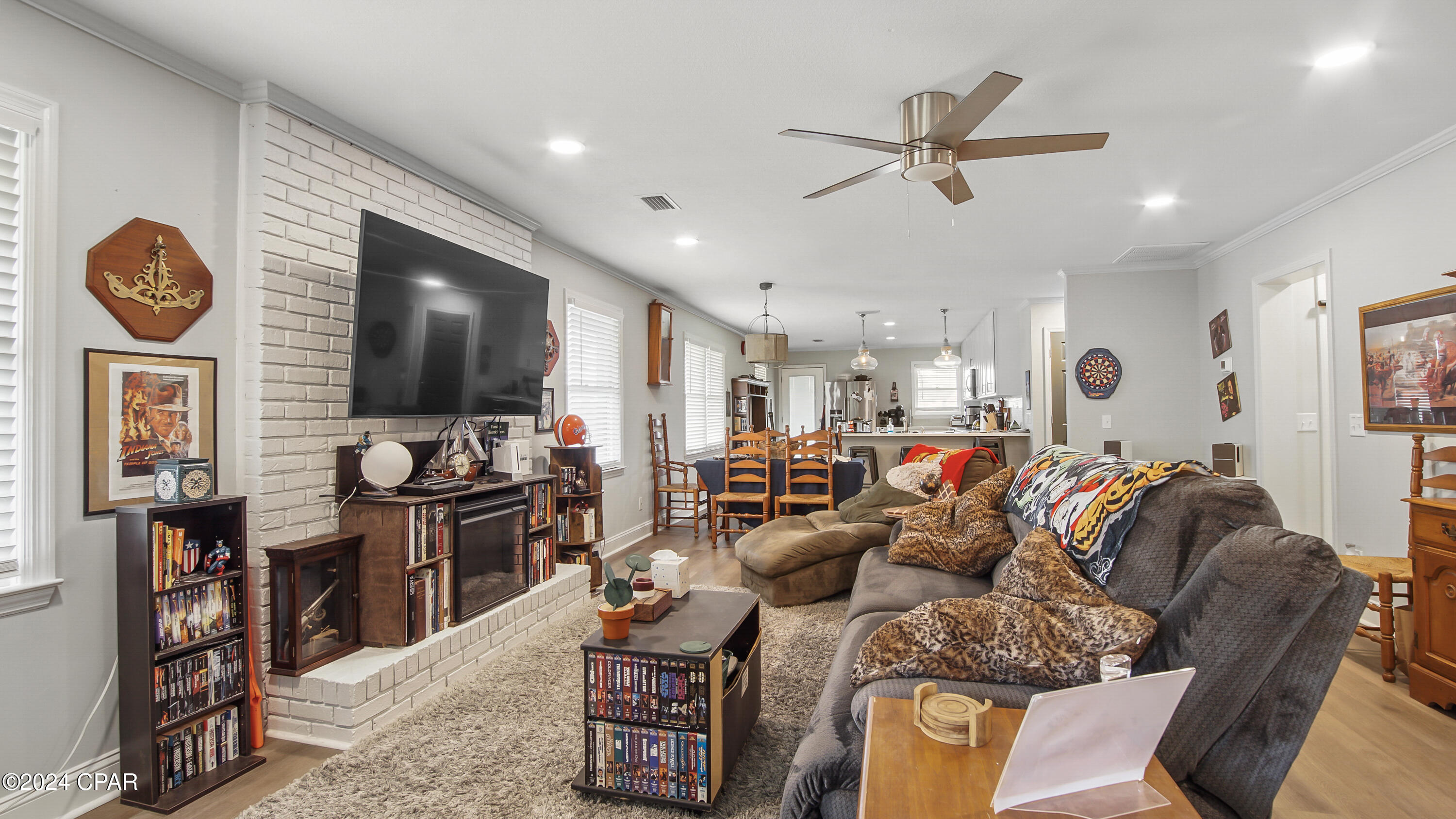 347 N Cove