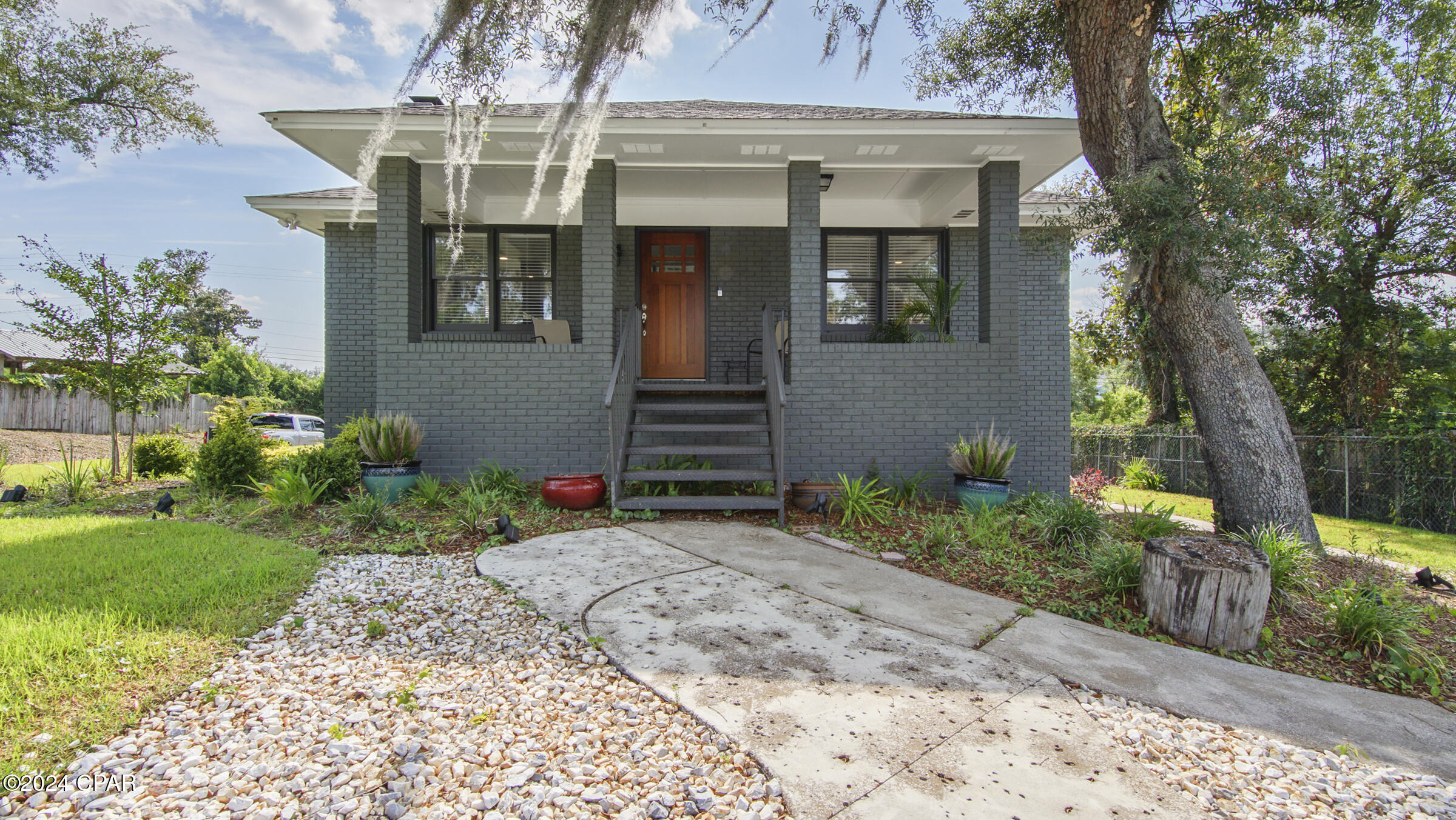 347 N Cove
