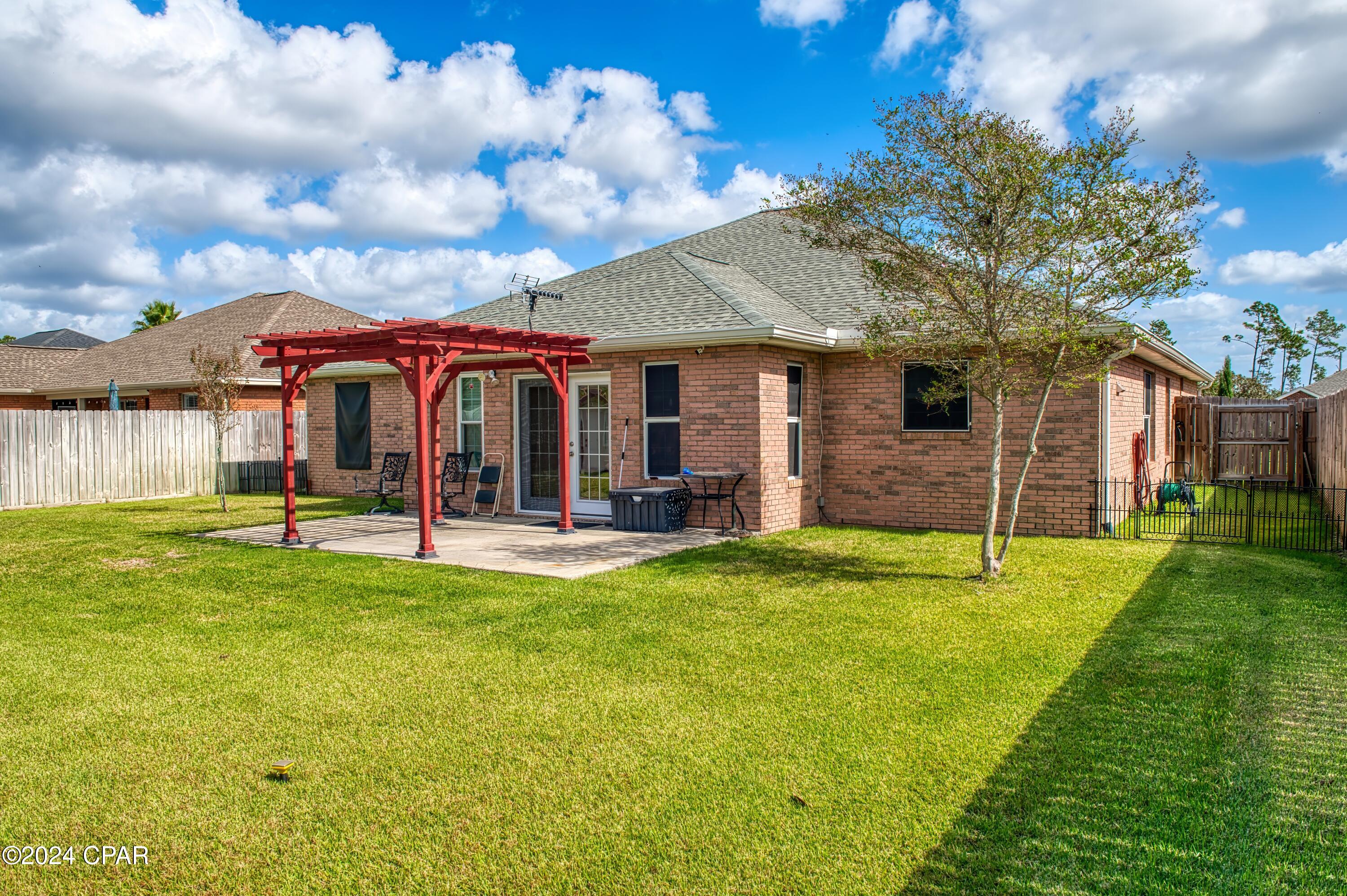 2216 Camryn's Crossing