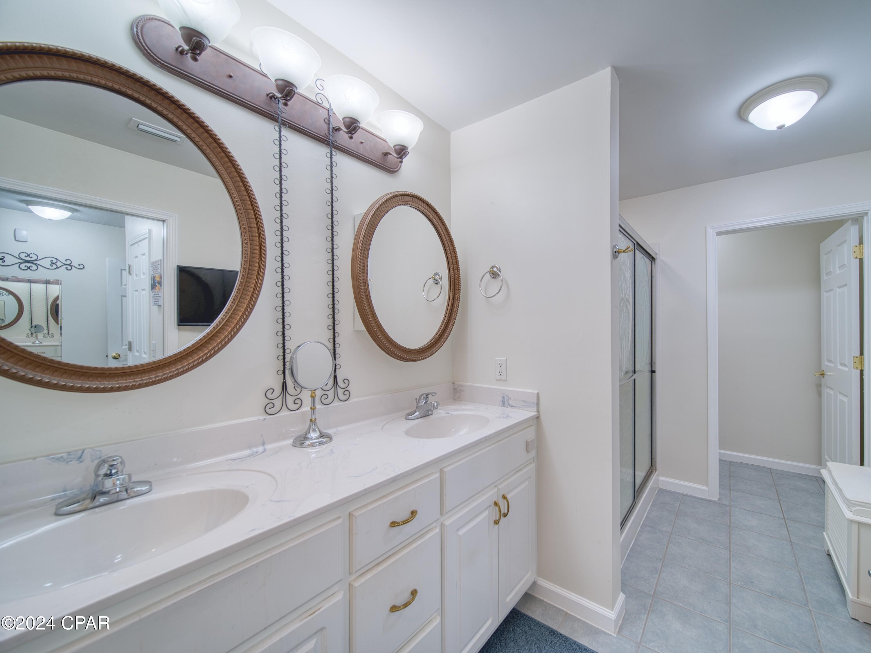 2216 Camryn's Crossing