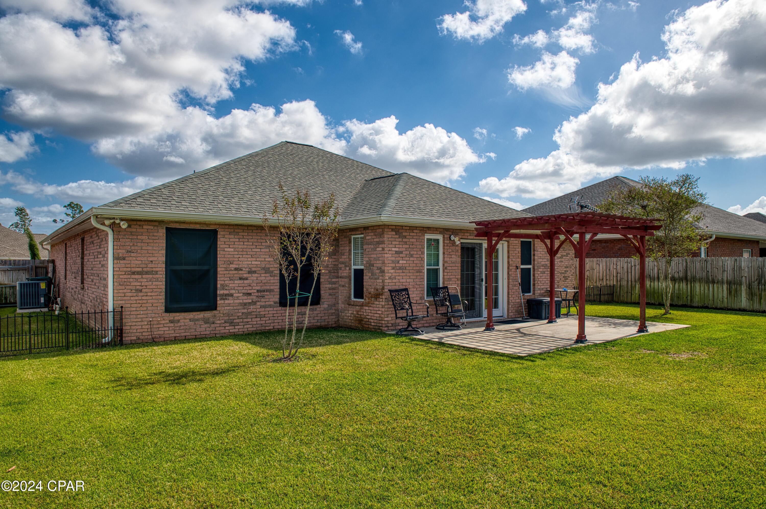 2216 Camryn's Crossing