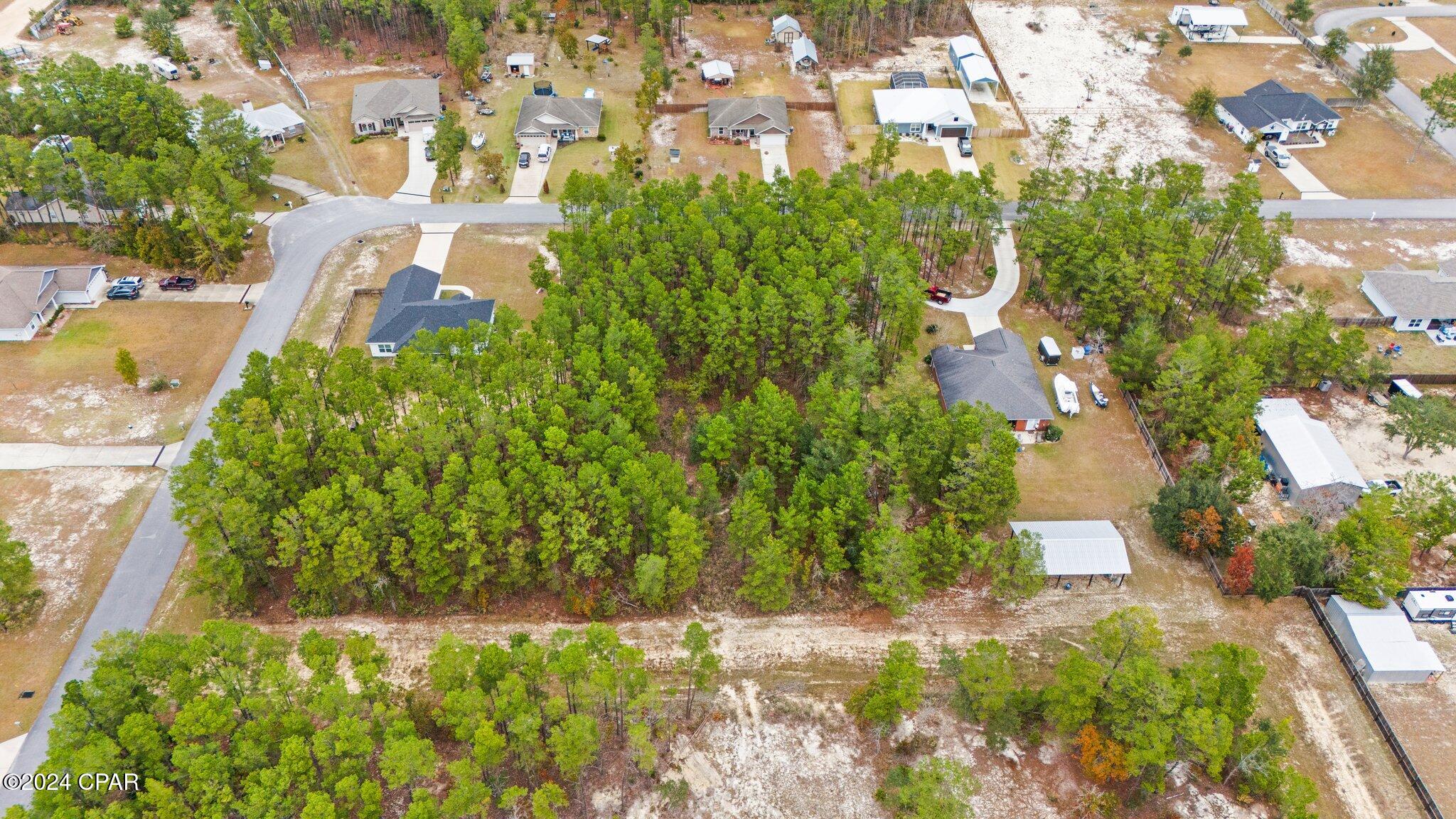 1820 White Western Lake Lane