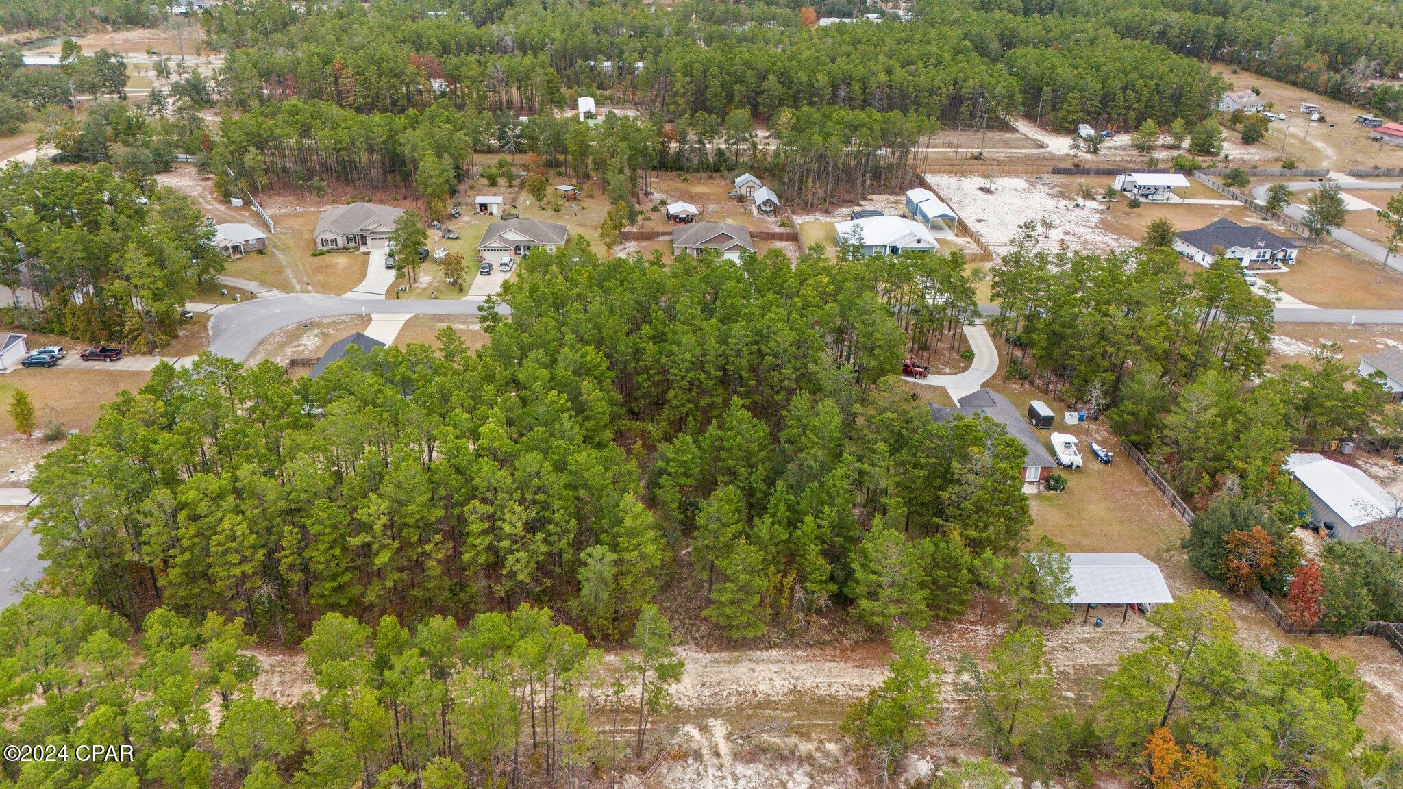 1820 White Western Lake Lane