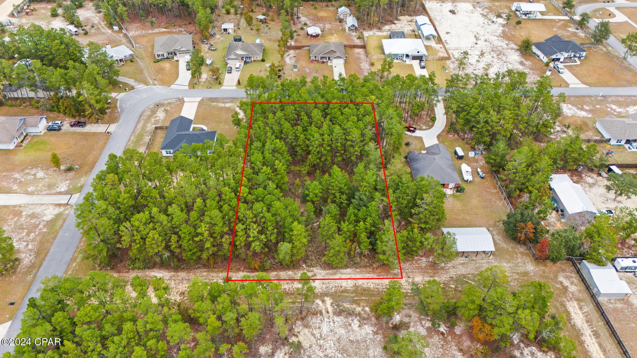 1820 White Western Lake Lane