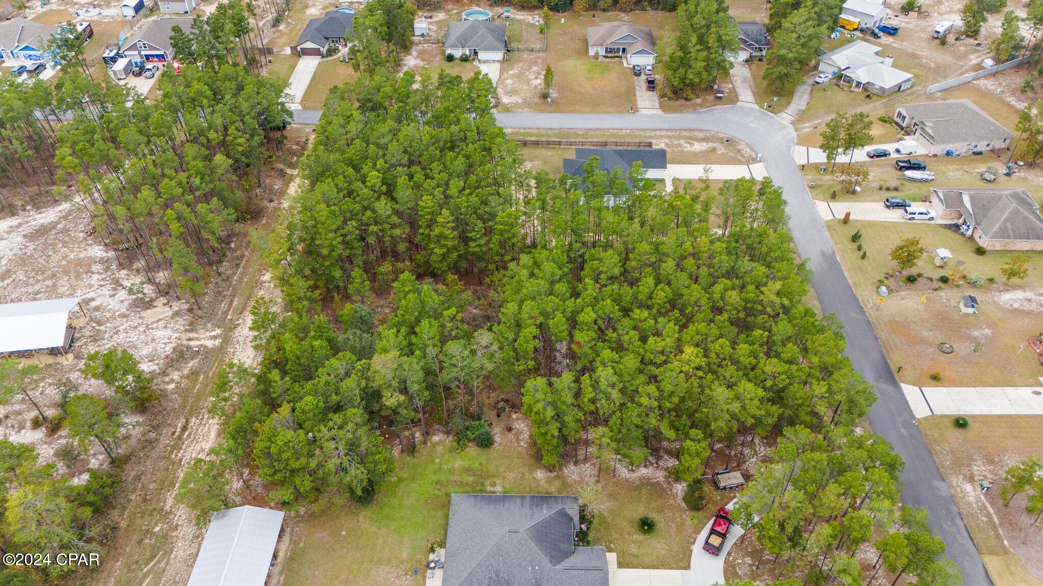 1820 White Western Lake Lane