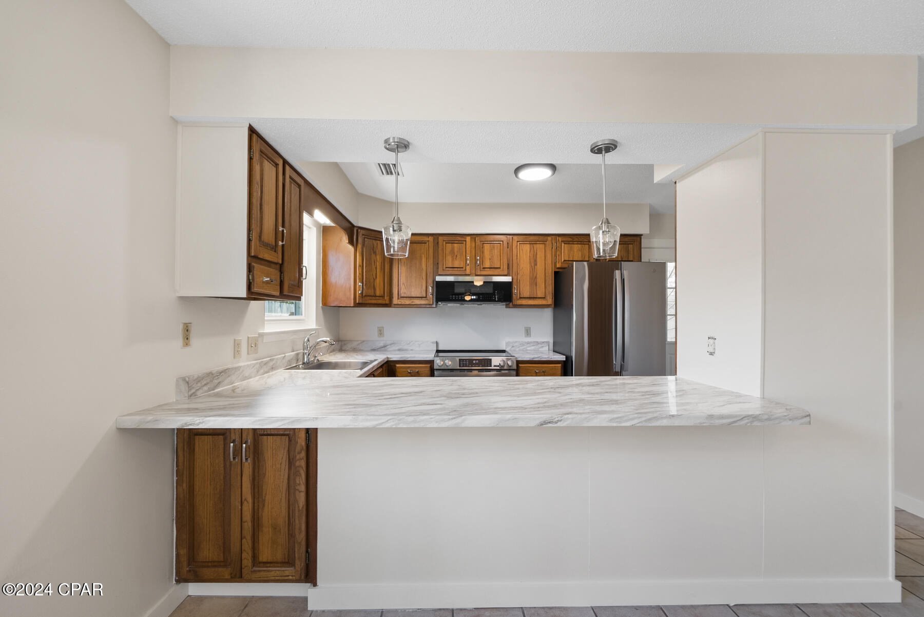 907 Bradley Circle