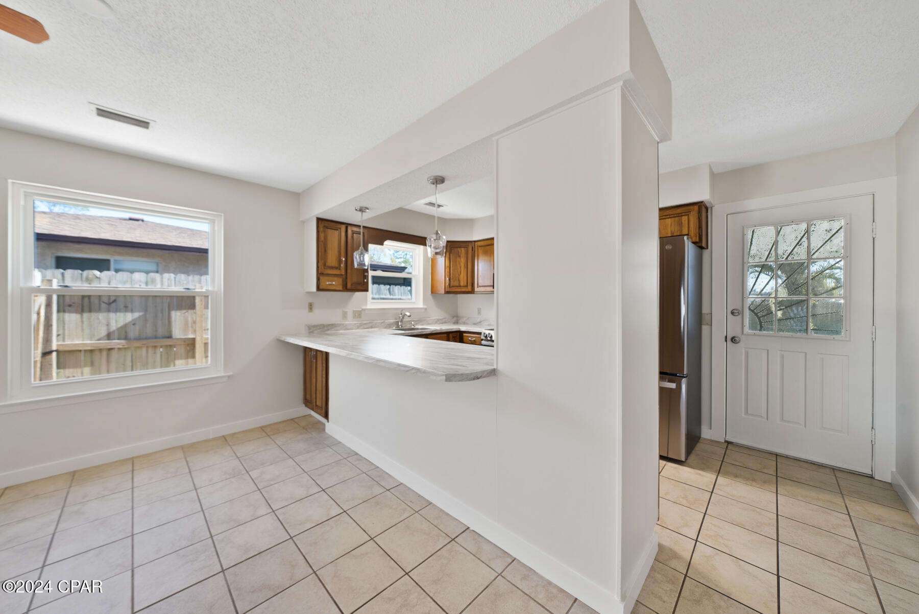 907 Bradley Circle
