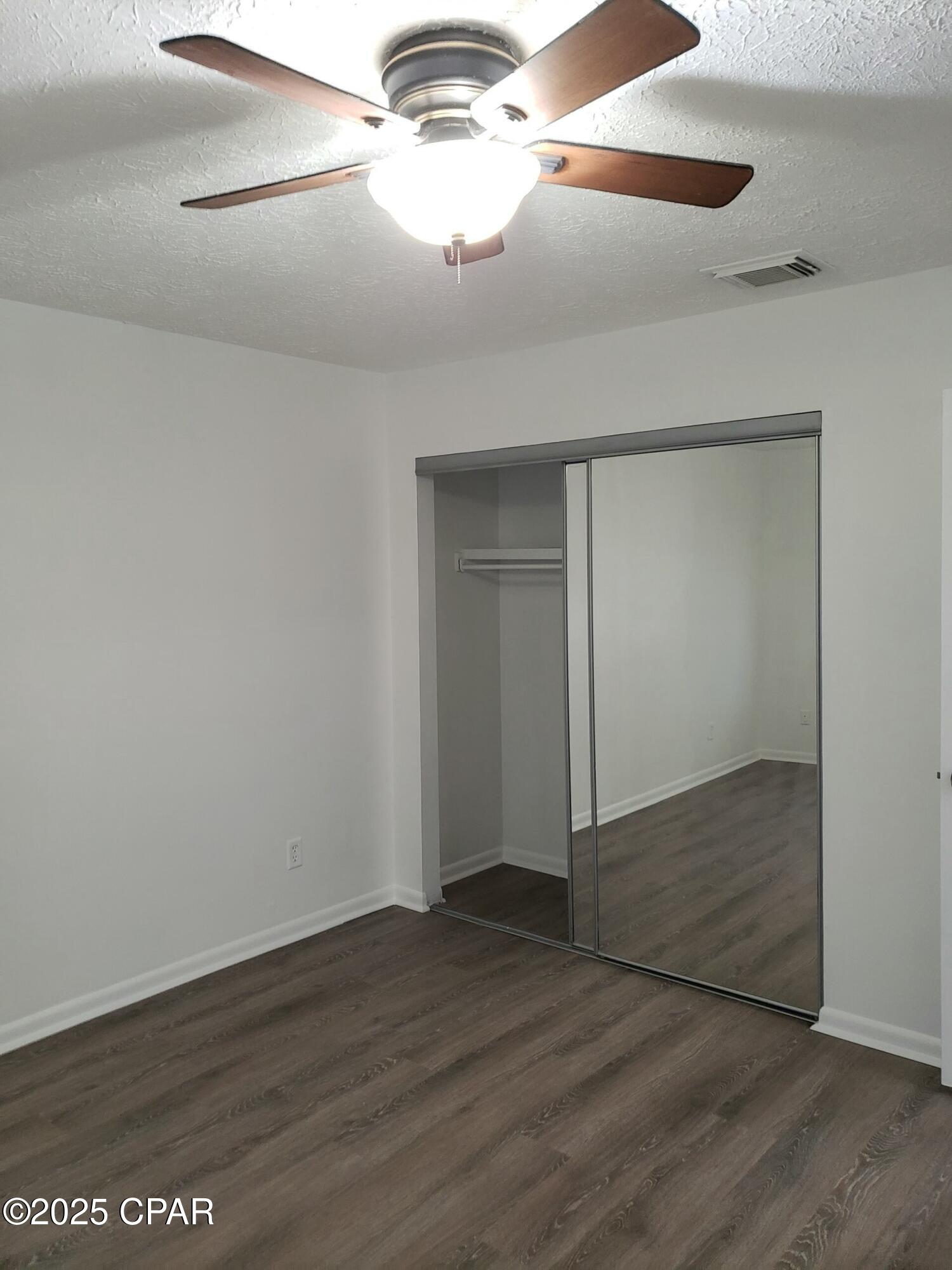 3914 Venetian Circle