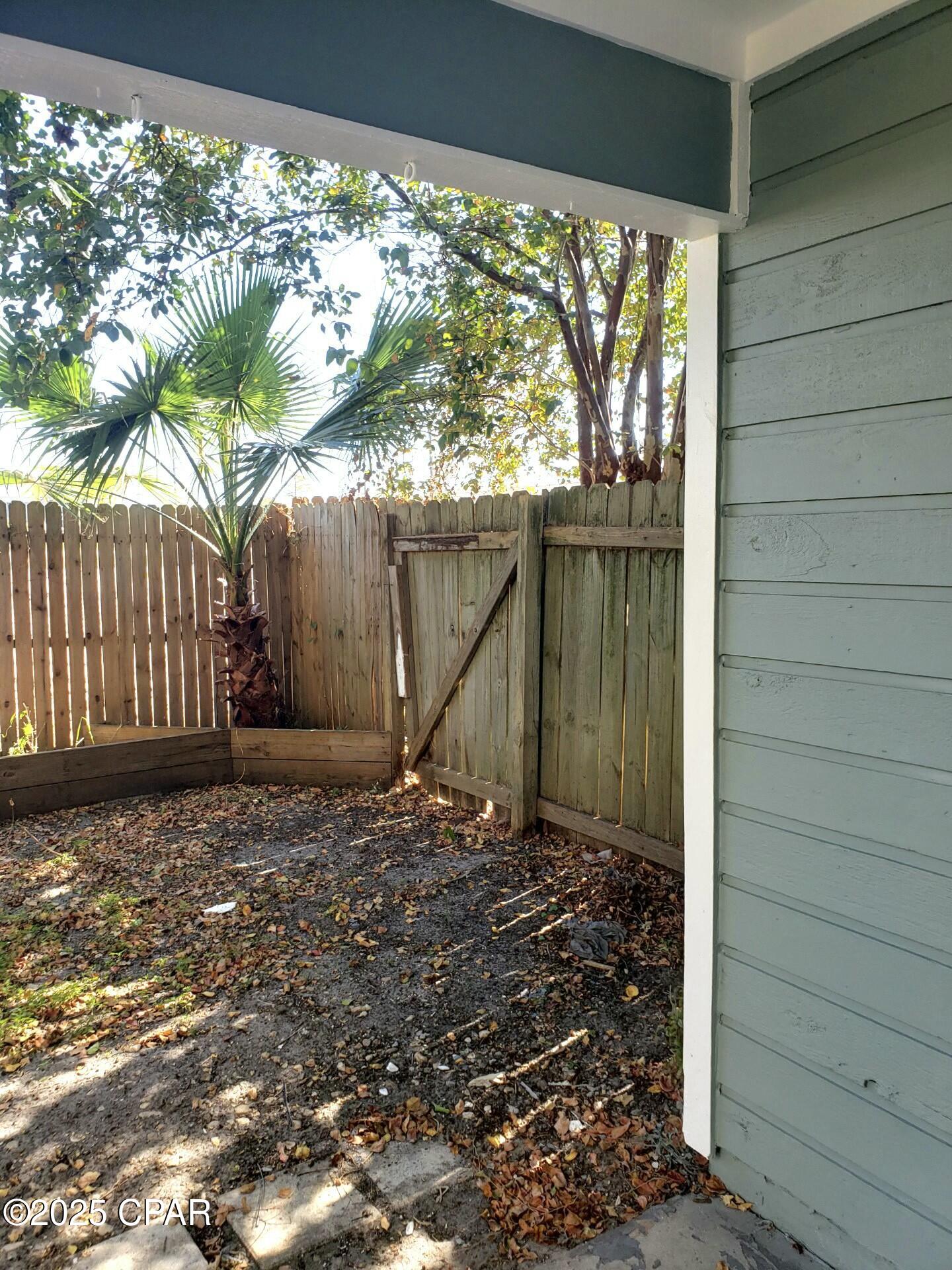 3914 Venetian Circle