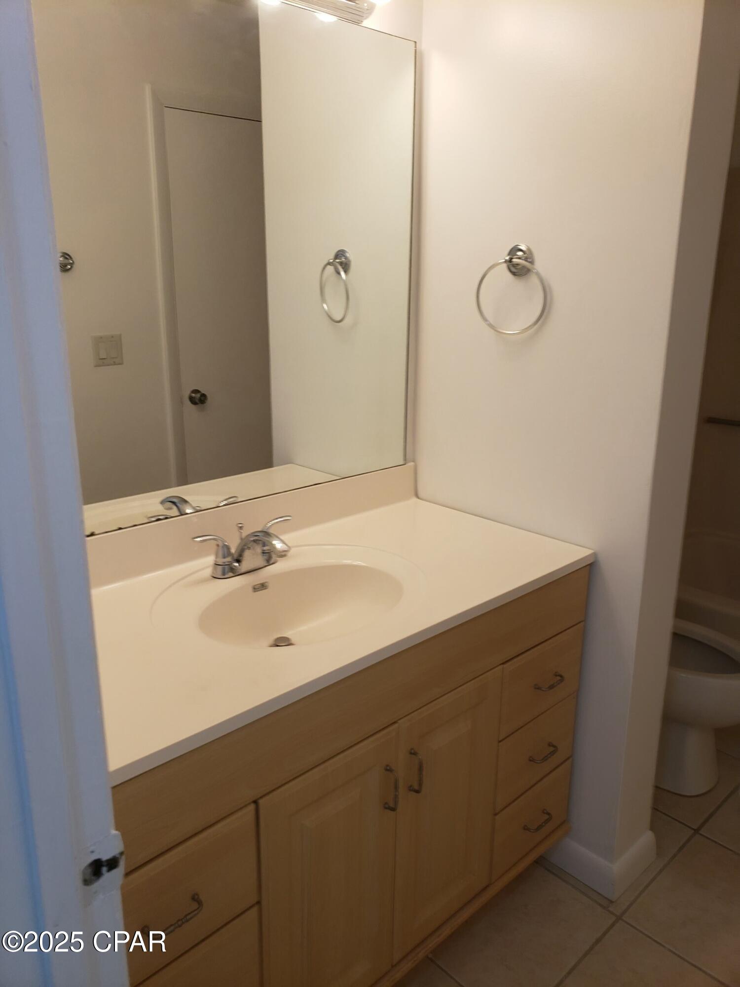 3914 Venetian Circle