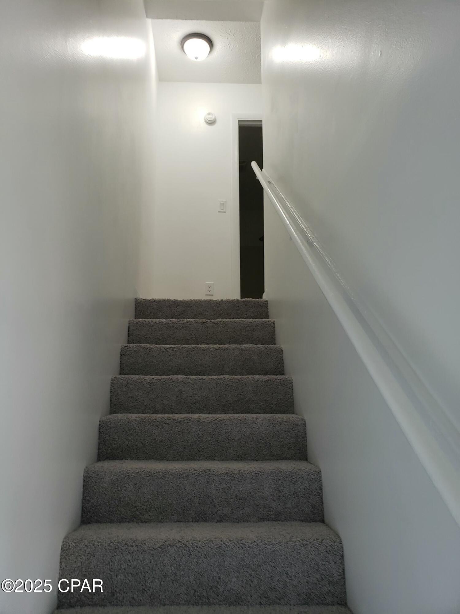 3914 Venetian Circle