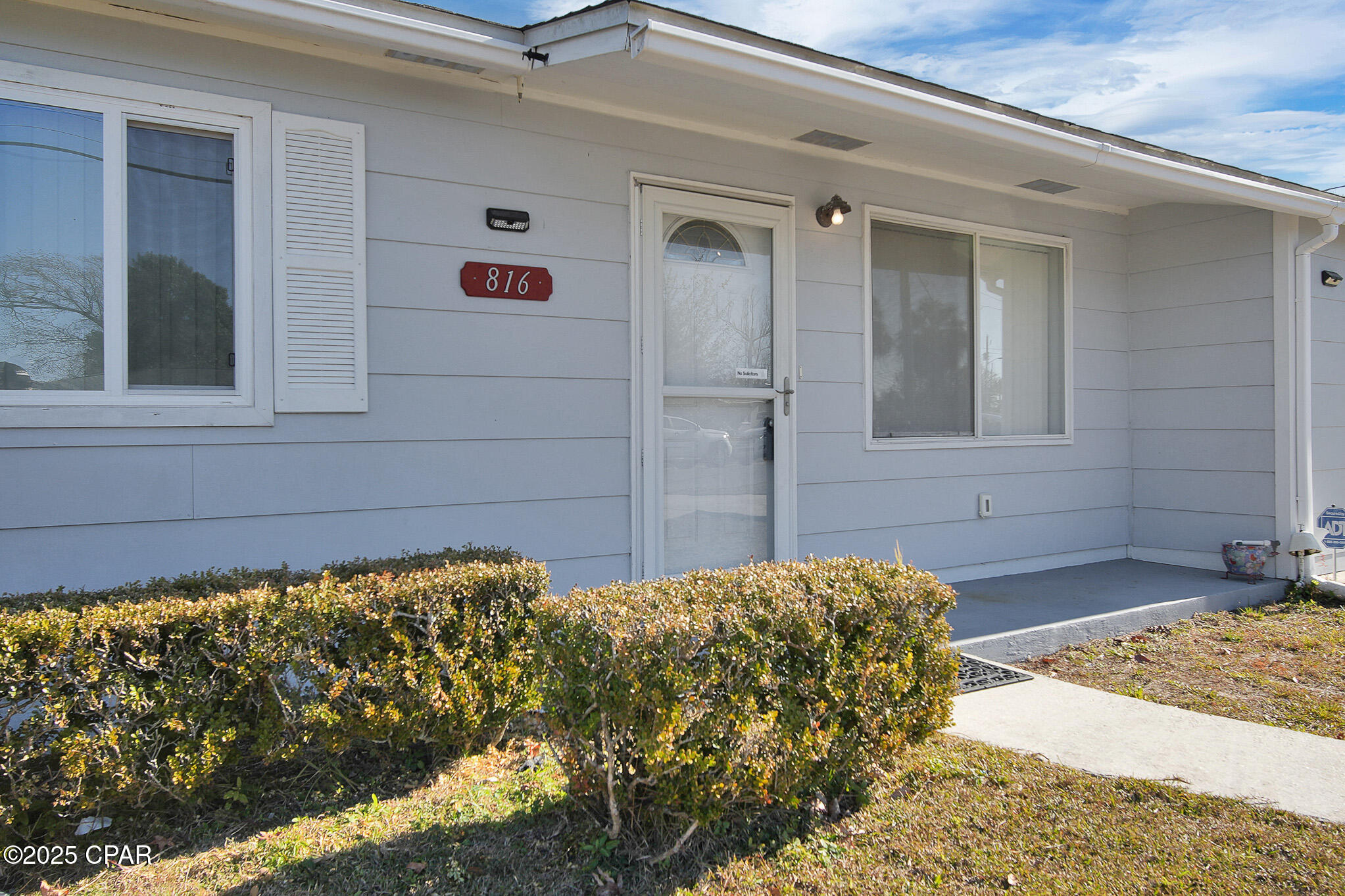 816 Forestdale Avenue