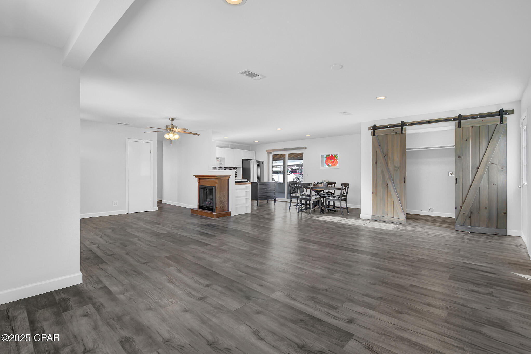 816 Forestdale Avenue