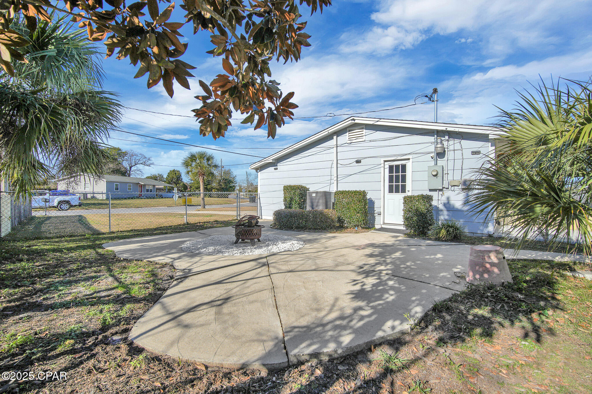 816 Forestdale Avenue