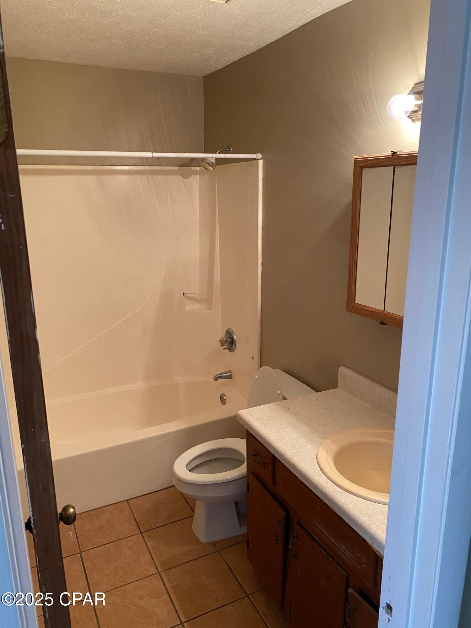 1930 W 24th Street F