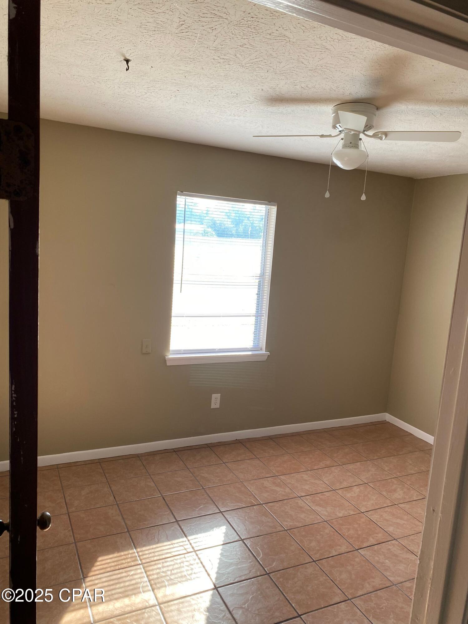 1930 W 24th Street F