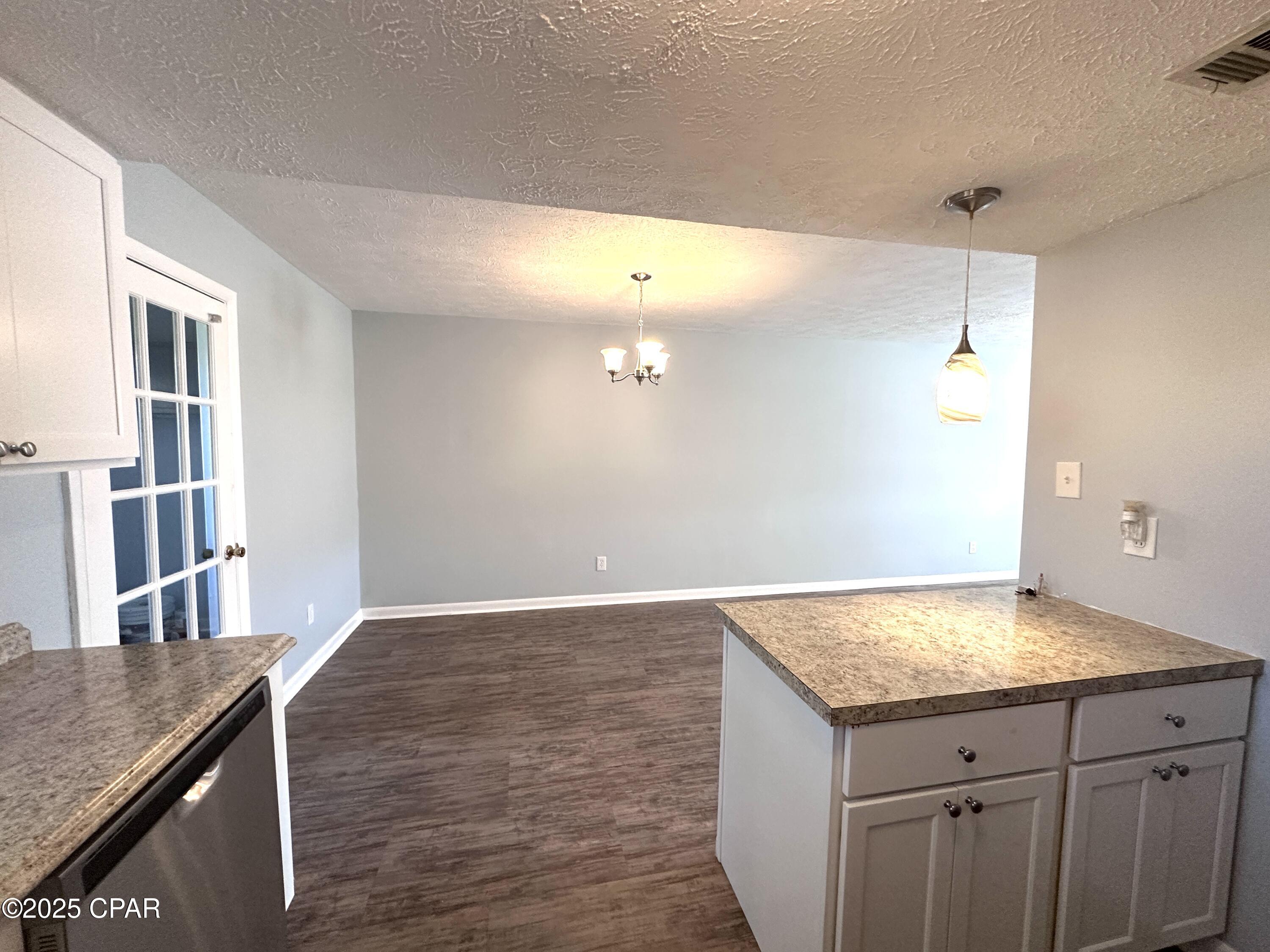 3129 E Orlando Road