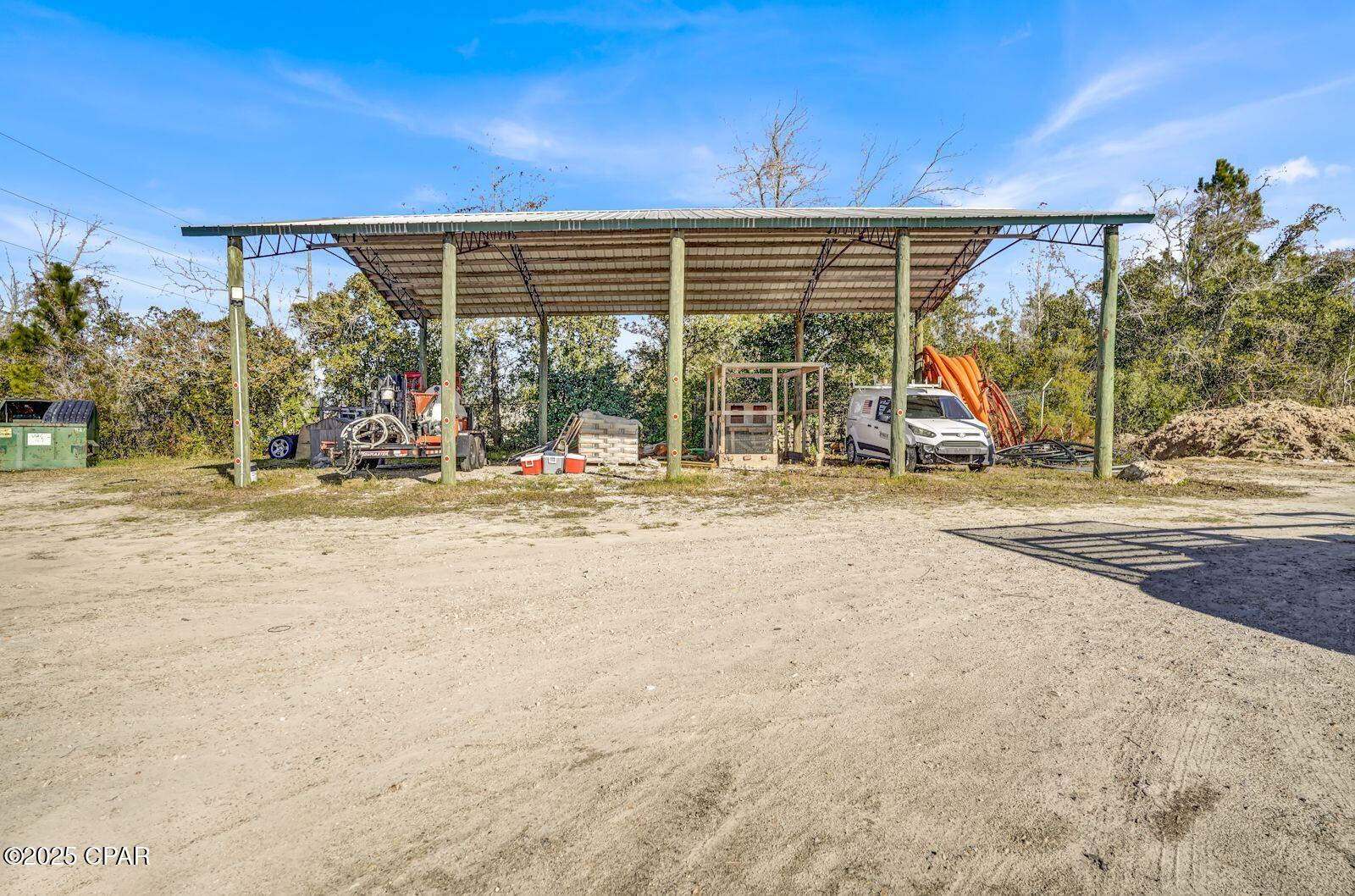 6509-6515 E Highway 22