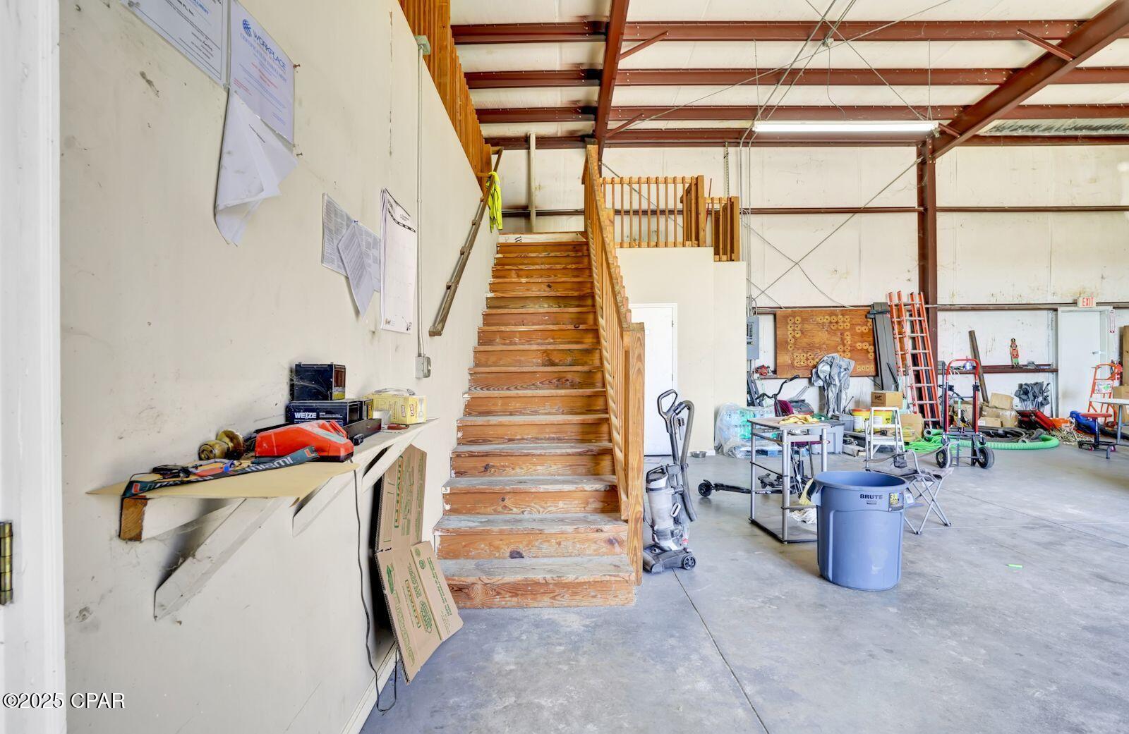 6509-6515 E Highway 22