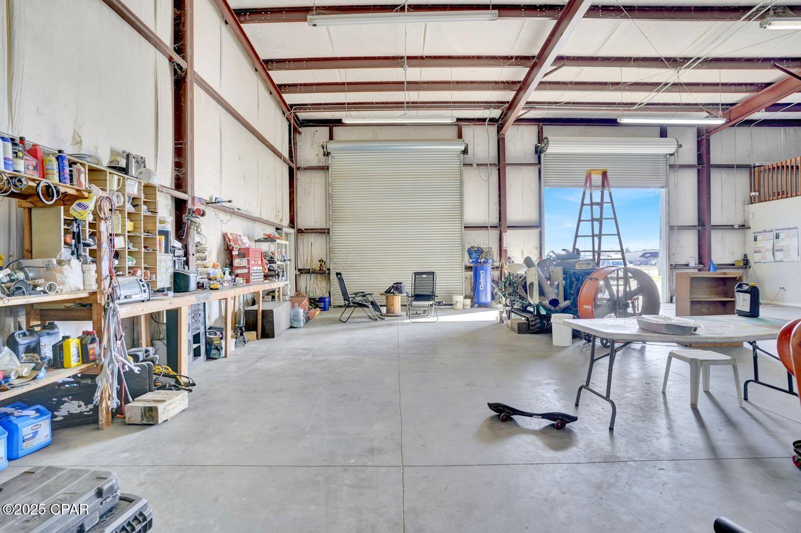 6509-6515 E Highway 22